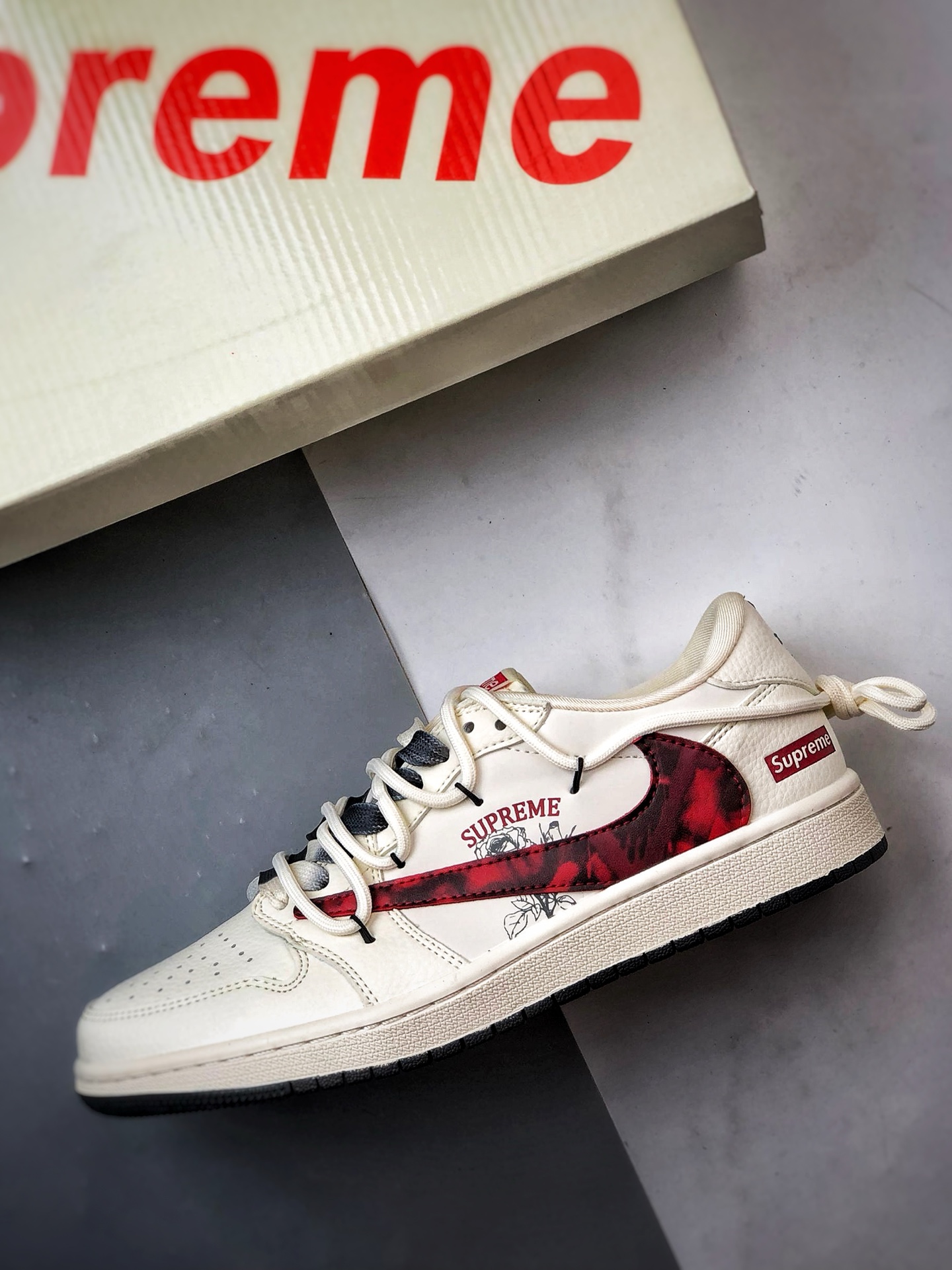 Air Jordan 1 Low OG ”高端定制” Sup白黑红倒钩解构 DM6868-109