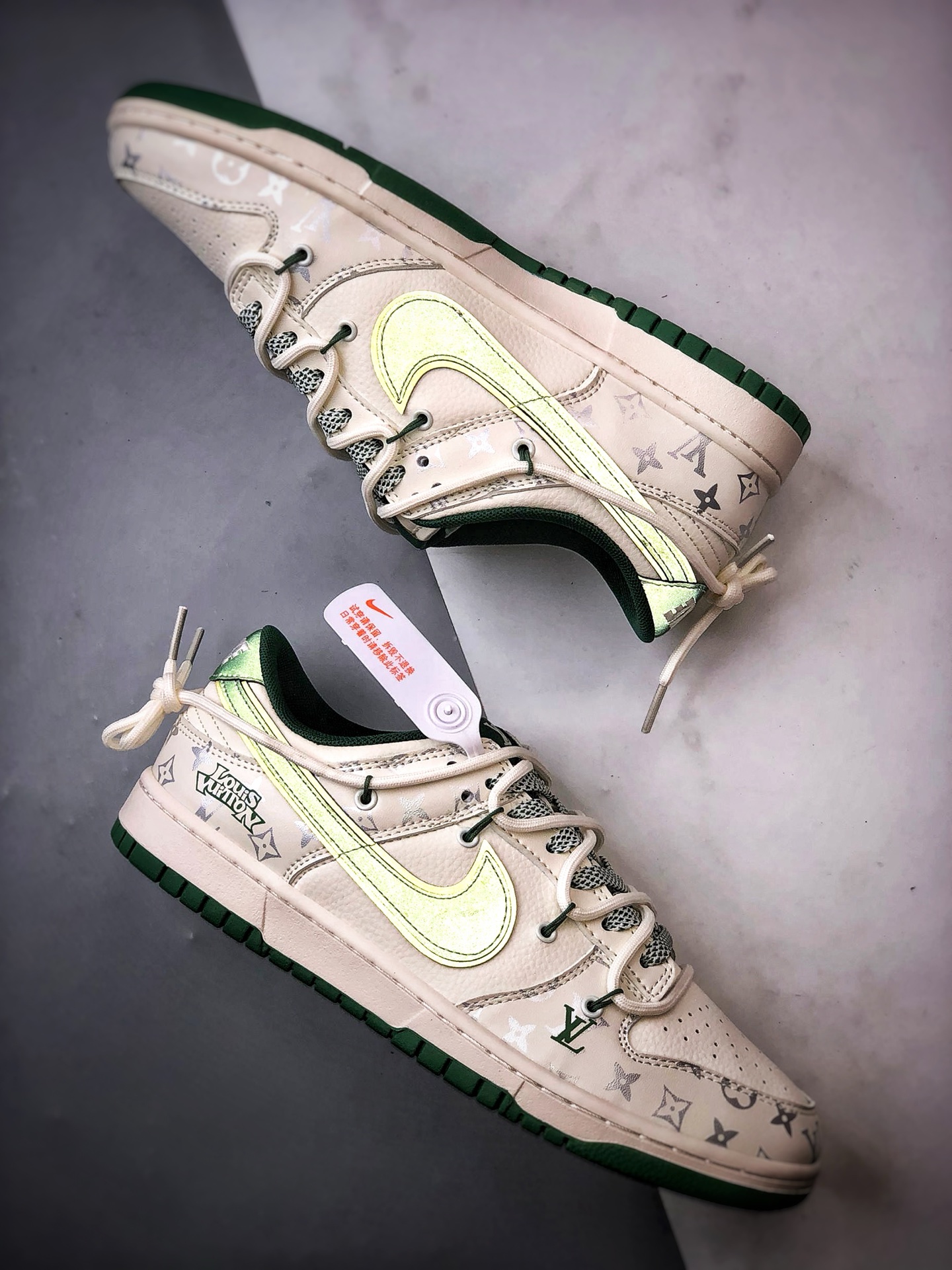 NK Dunk Low Retro ”DIY高端定制” LV米白绿解构 低帮休闲运动板鞋 DM6868-103