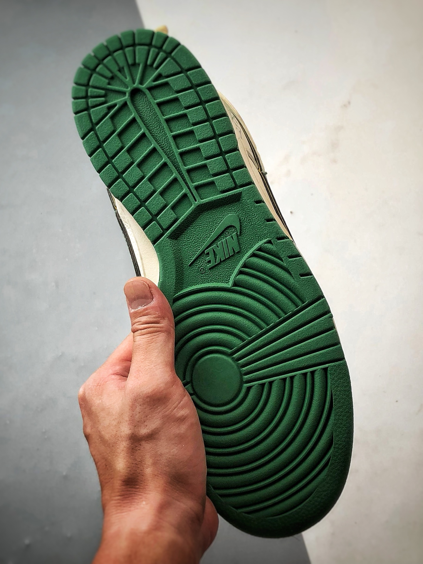 NK Dunk Low Retro ”DIY高端定制” LV米白绿解构 低帮休闲运动板鞋 DM6868-103