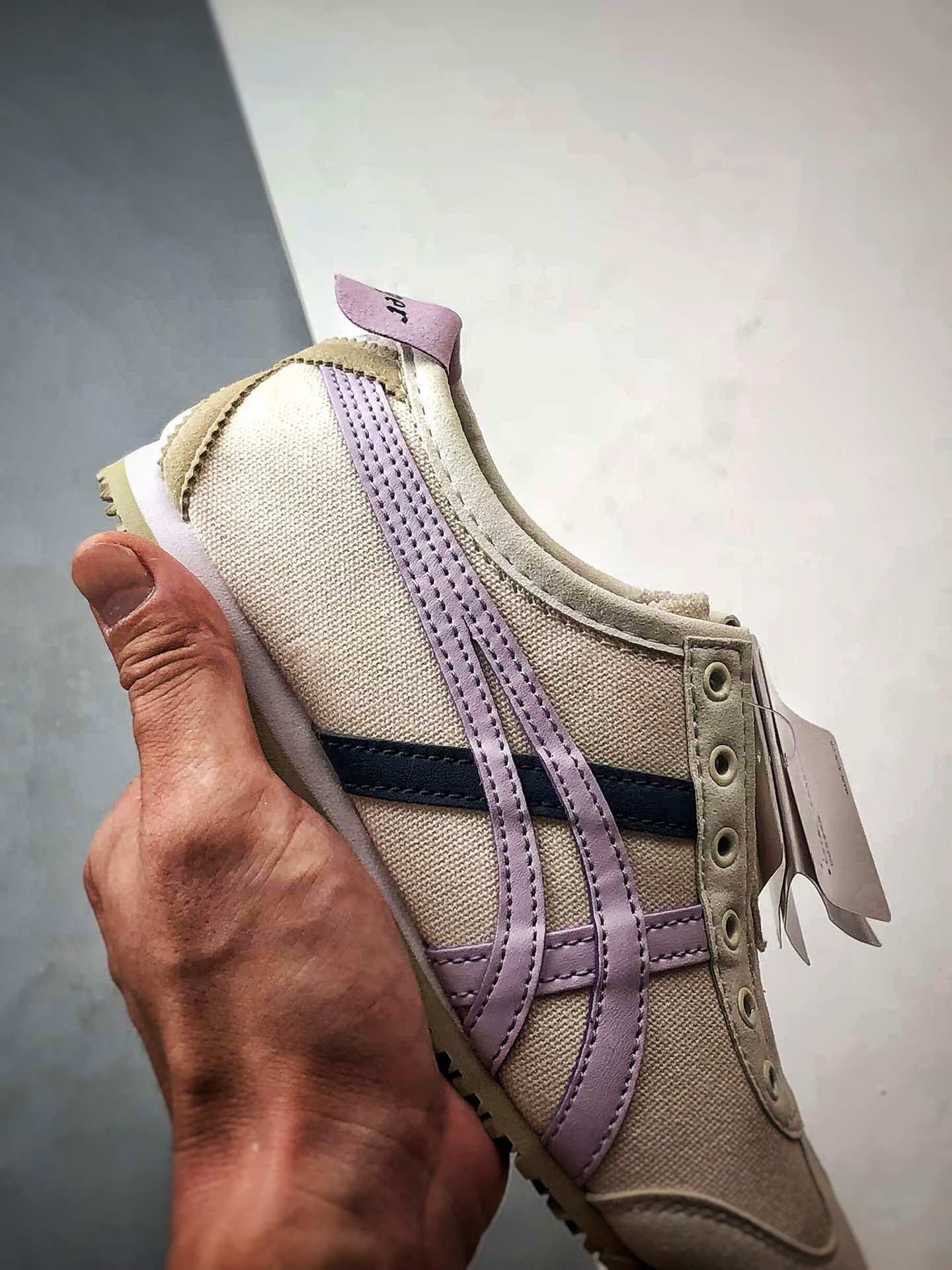 Asics 鬼冢虎 Mexico 66 帆布白蓝紫 1183A360-205-莆田鞋,莆田鞋货源,高仿鞋,高仿鞋货源,安福档口,莆田高仿鞋,莆田鞋批发,高仿鞋批发,莆田高仿运动鞋,高仿运动鞋,莆田运动鞋 Asics 鬼冢虎 Mexico 66 帆布白蓝紫 1183A360-205