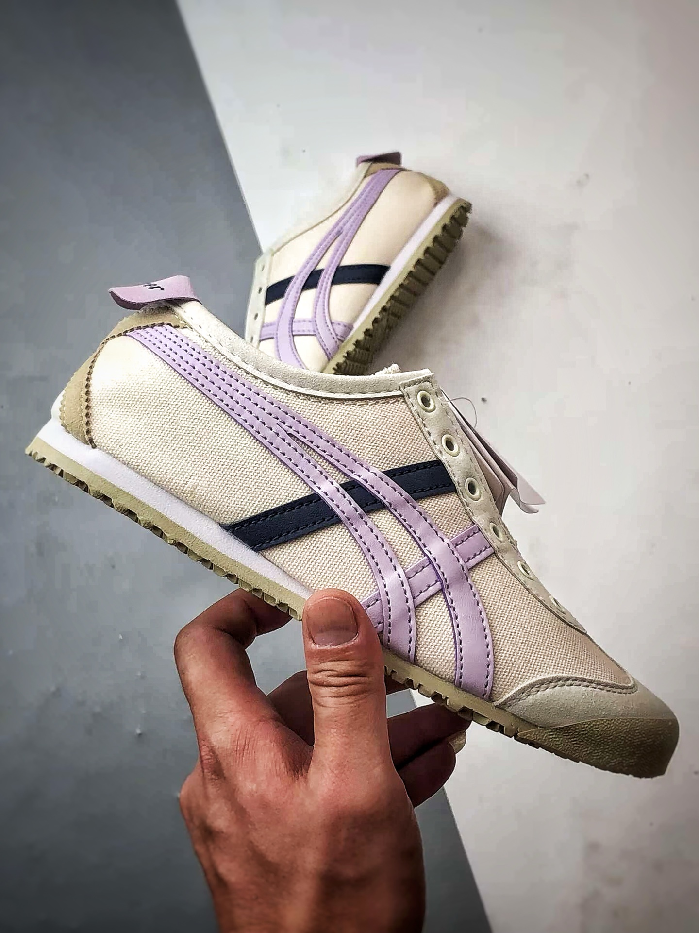 Asics 鬼冢虎 Mexico 66 帆布白蓝紫 1183A360-205-莆田鞋,莆田鞋货源,高仿鞋,高仿鞋货源,安福档口,莆田高仿鞋,莆田鞋批发,高仿鞋批发,莆田高仿运动鞋,高仿运动鞋,莆田运动鞋 Asics 鬼冢虎 Mexico 66 帆布白蓝紫 1183A360-205