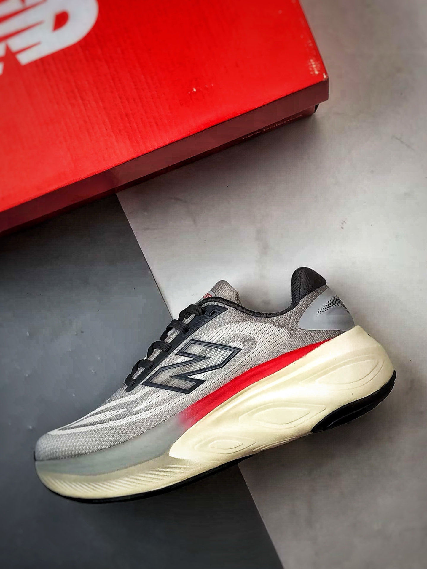 New Balance Fresh Foam X More v6 灰红 厚底网布织物减震舒适越野跑步鞋 MMORXD6-莆田鞋,莆田鞋货源,高仿鞋,高仿鞋货源,安福档口,莆田高仿鞋,莆田鞋批发,高仿鞋批发,莆田高仿运动鞋,高仿运动鞋,莆田运动鞋 New Balance Fresh Foam X More v6 灰红 厚底网布织物减震舒适越野跑步鞋 MMORXD6