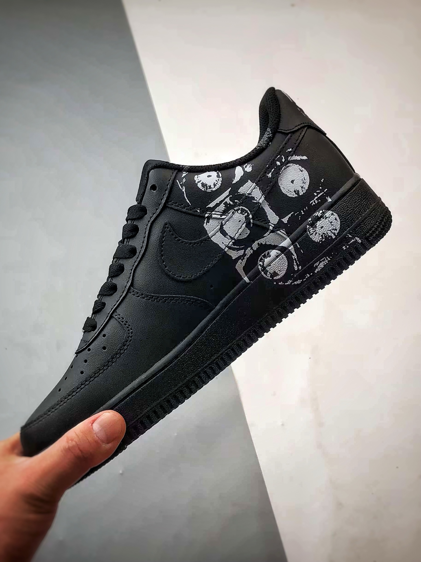 CDG x Sup x Air Force 1 Low 黑白 923044-101-莆田鞋,莆田鞋货源,高仿鞋,高仿鞋货源,安福档口,莆田高仿鞋,莆田鞋批发,高仿鞋批发,莆田高仿运动鞋,高仿运动鞋,莆田运动鞋 CDG x Sup x Air Force 1 Low 黑白 923044-101