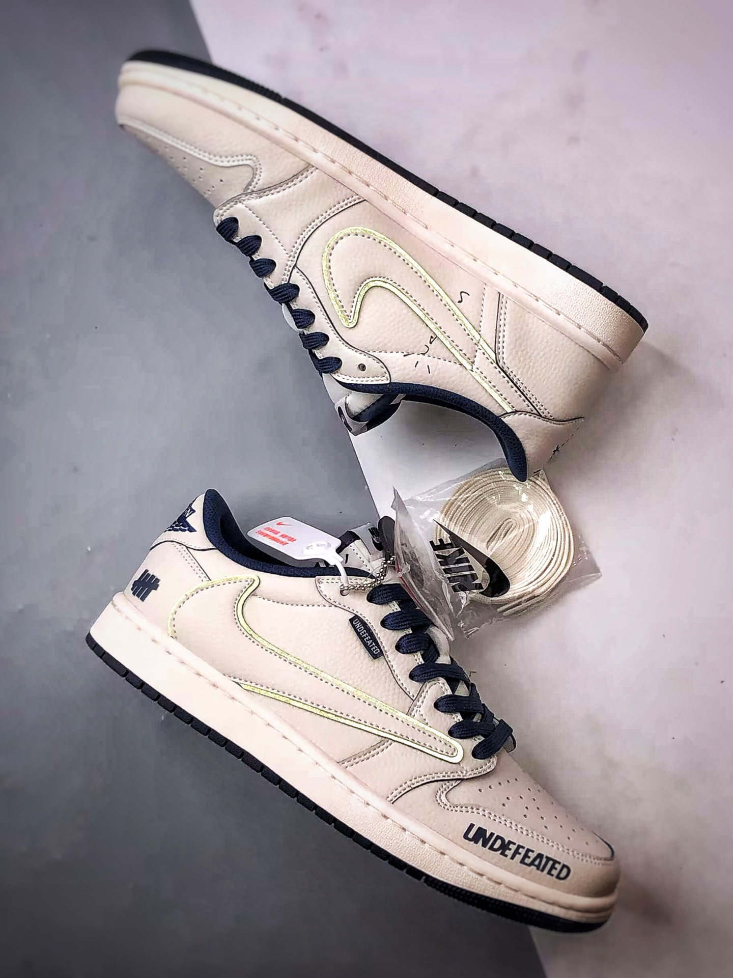 Air Jordan 1 Low OG ”高端定制” 五道杠米白深蓝倒钩 DF1845-533-莆田鞋,莆田鞋货源,高仿鞋,高仿鞋货源,安福档口,莆田高仿鞋,莆田鞋批发,高仿鞋批发,莆田高仿运动鞋,高仿运动鞋,莆田运动鞋 Air Jordan 1 Low OG ”高端定制” 五道杠米白深蓝倒钩 DF1845-533