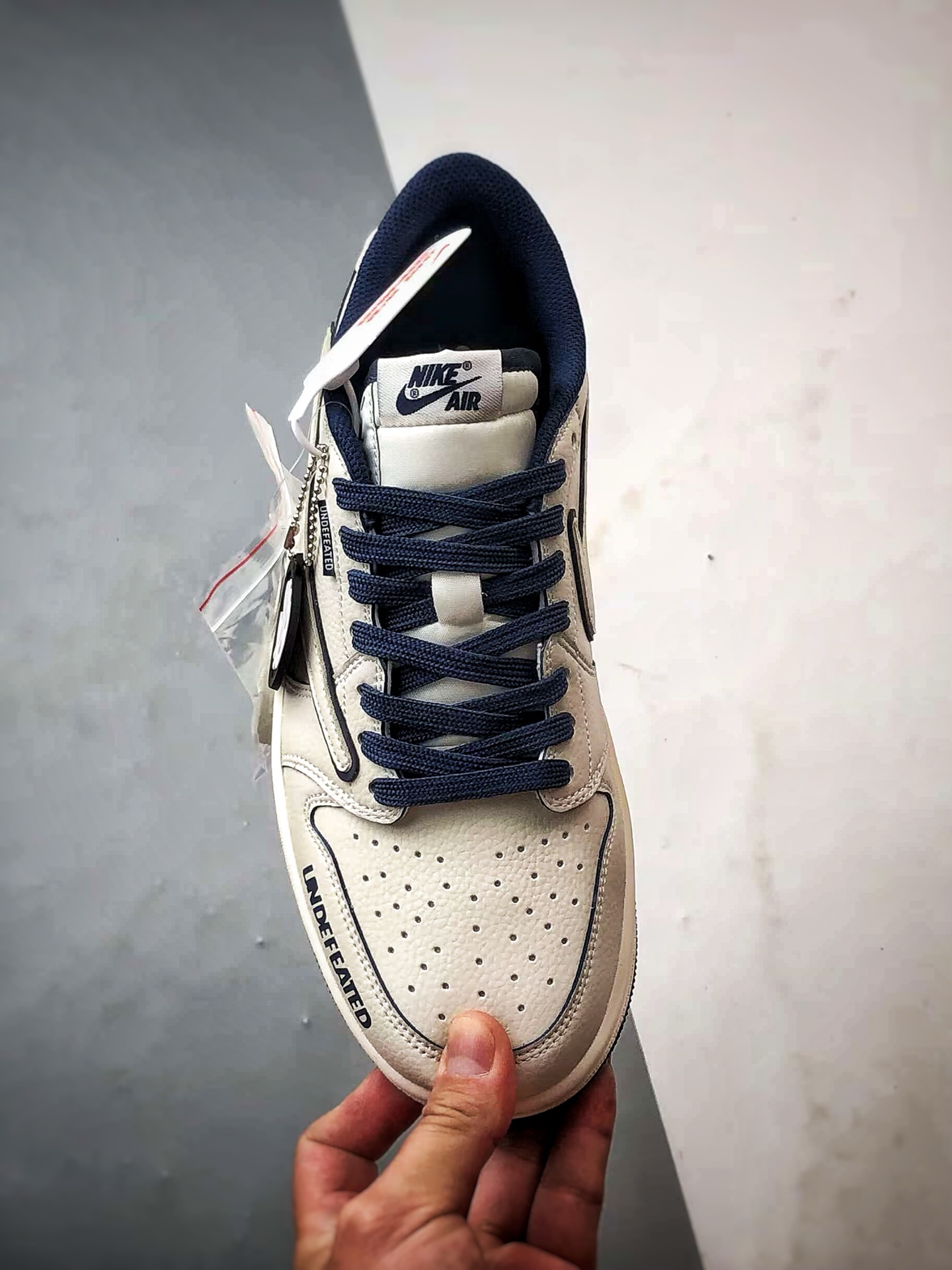 Air Jordan 1 Low OG ”高端定制” 五道杠米白深蓝倒钩 DF1845-533-莆田鞋,莆田鞋货源,高仿鞋,高仿鞋货源,安福档口,莆田高仿鞋,莆田鞋批发,高仿鞋批发,莆田高仿运动鞋,高仿运动鞋,莆田运动鞋 Air Jordan 1 Low OG ”高端定制” 五道杠米白深蓝倒钩 DF1845-533