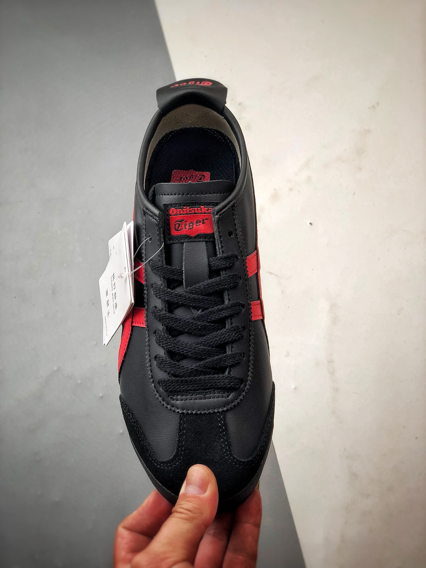 Asics 鬼冢虎 Mexico 66 黑红 1183C102-004-莆田鞋,莆田鞋货源,高仿鞋,高仿鞋货源,安福档口,莆田高仿鞋,莆田鞋批发,高仿鞋批发,莆田高仿运动鞋,高仿运动鞋,莆田运动鞋 Asics 鬼冢虎 Mexico 66 黑红 1183C102-004