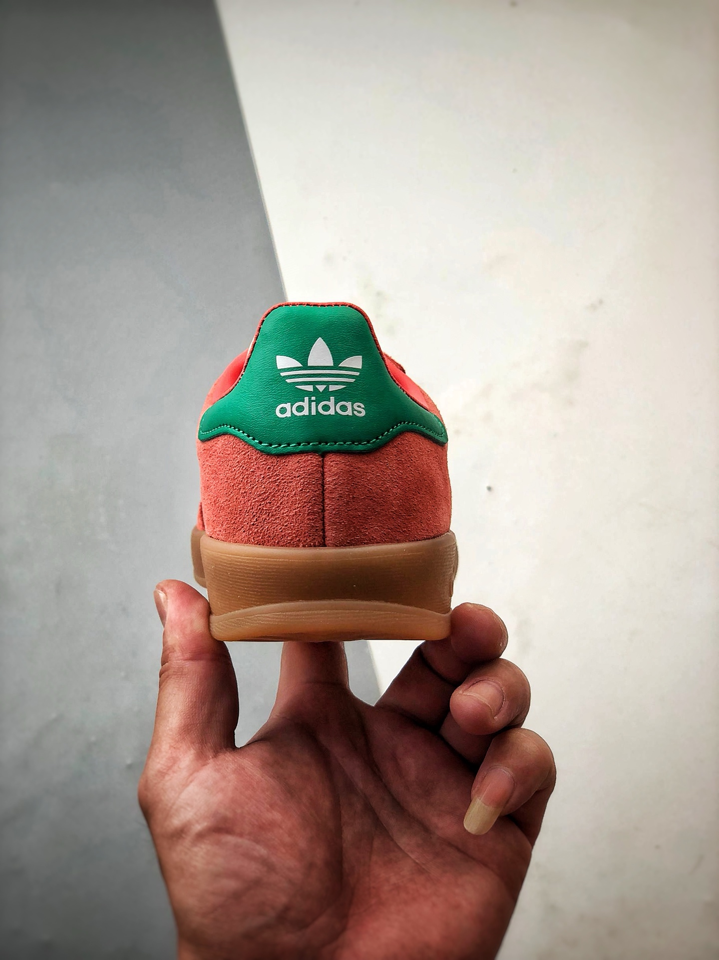 AD Originals Gazelle Indoor 红绿色 三叶草复古休闲运动板鞋 JH5407-莆田鞋,莆田鞋货源,高仿鞋,高仿鞋货源,安福档口,莆田高仿鞋,莆田鞋批发,高仿鞋批发,莆田高仿运动鞋,高仿运动鞋,莆田运动鞋 AD Originals Gazelle Indoor 红绿色 三叶草复古休闲运动板鞋 JH5407