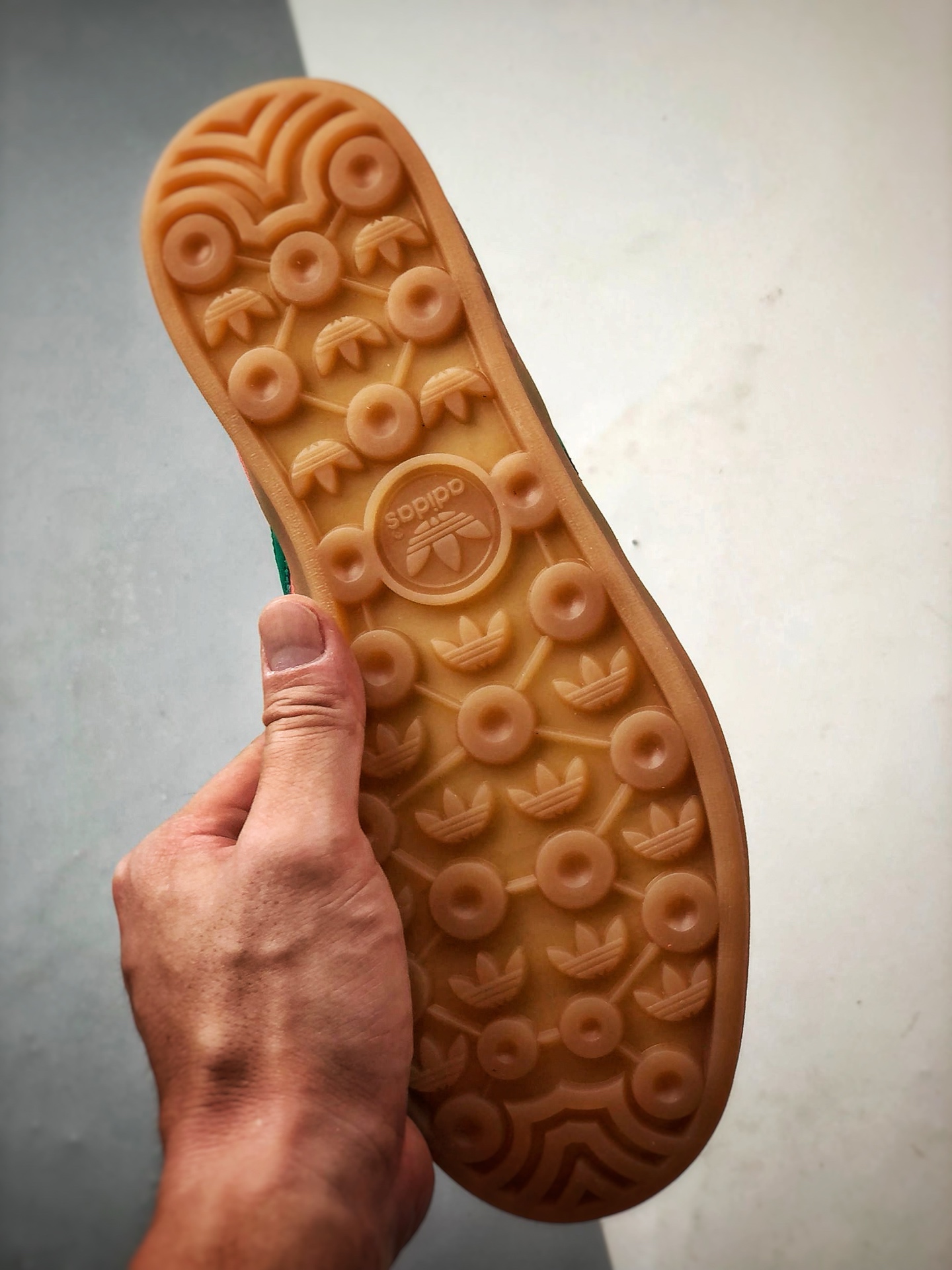 AD Originals Gazelle Indoor 红绿色 三叶草复古休闲运动板鞋 JH5407-莆田鞋,莆田鞋货源,高仿鞋,高仿鞋货源,安福档口,莆田高仿鞋,莆田鞋批发,高仿鞋批发,莆田高仿运动鞋,高仿运动鞋,莆田运动鞋 AD Originals Gazelle Indoor 红绿色 三叶草复古休闲运动板鞋 JH5407