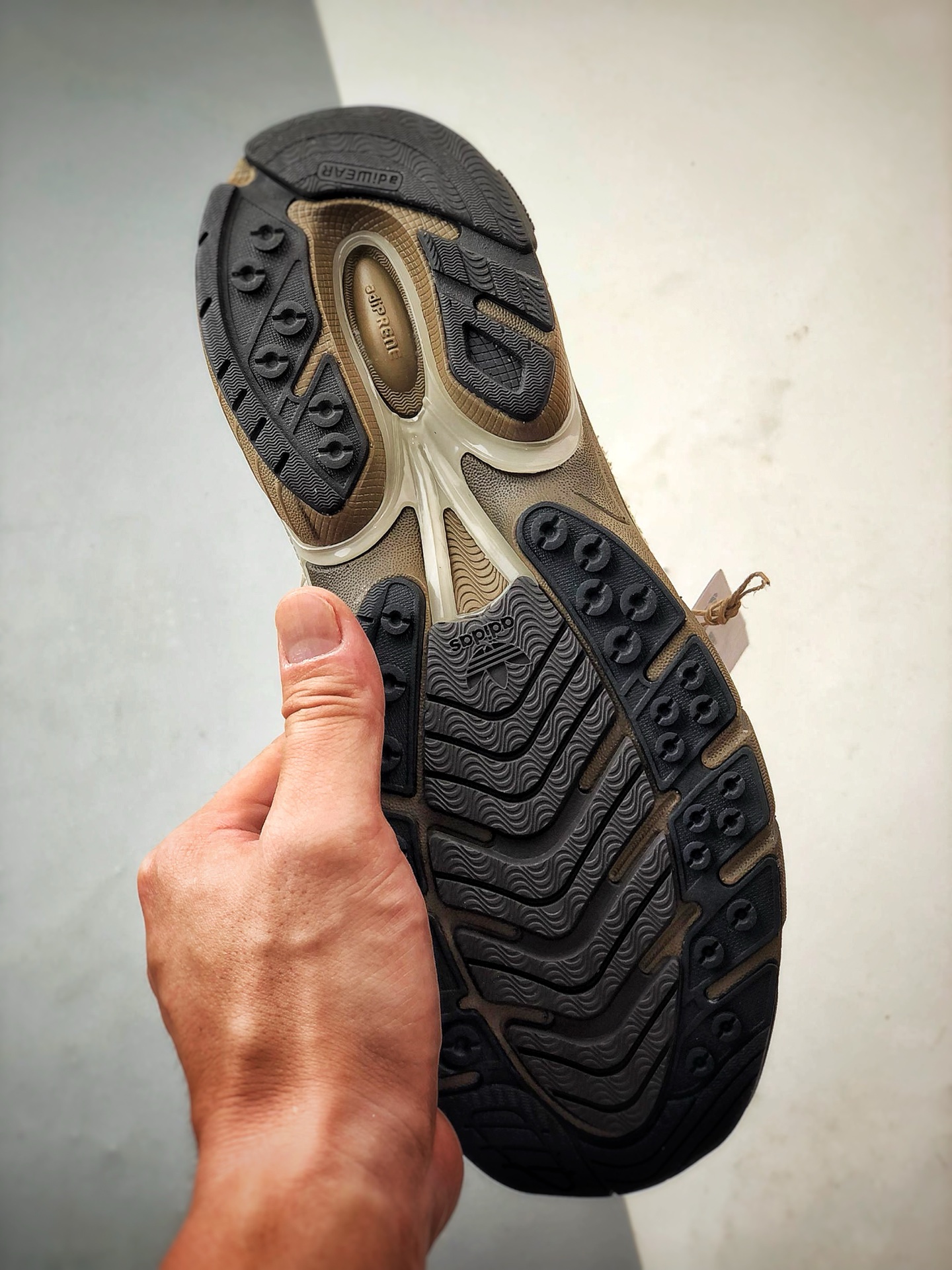 SFTM x AD Originals Adistar Cushion 棕色 复古前卫科技休闲运动老爹鞋 JR8044-莆田鞋,莆田鞋货源,高仿鞋,高仿鞋货源,安福档口,莆田高仿鞋,莆田鞋批发,高仿鞋批发,莆田高仿运动鞋,高仿运动鞋,莆田运动鞋 SFTM x AD Originals Adistar Cushion 棕色 复古前卫科技休闲运动老爹鞋 JR8044