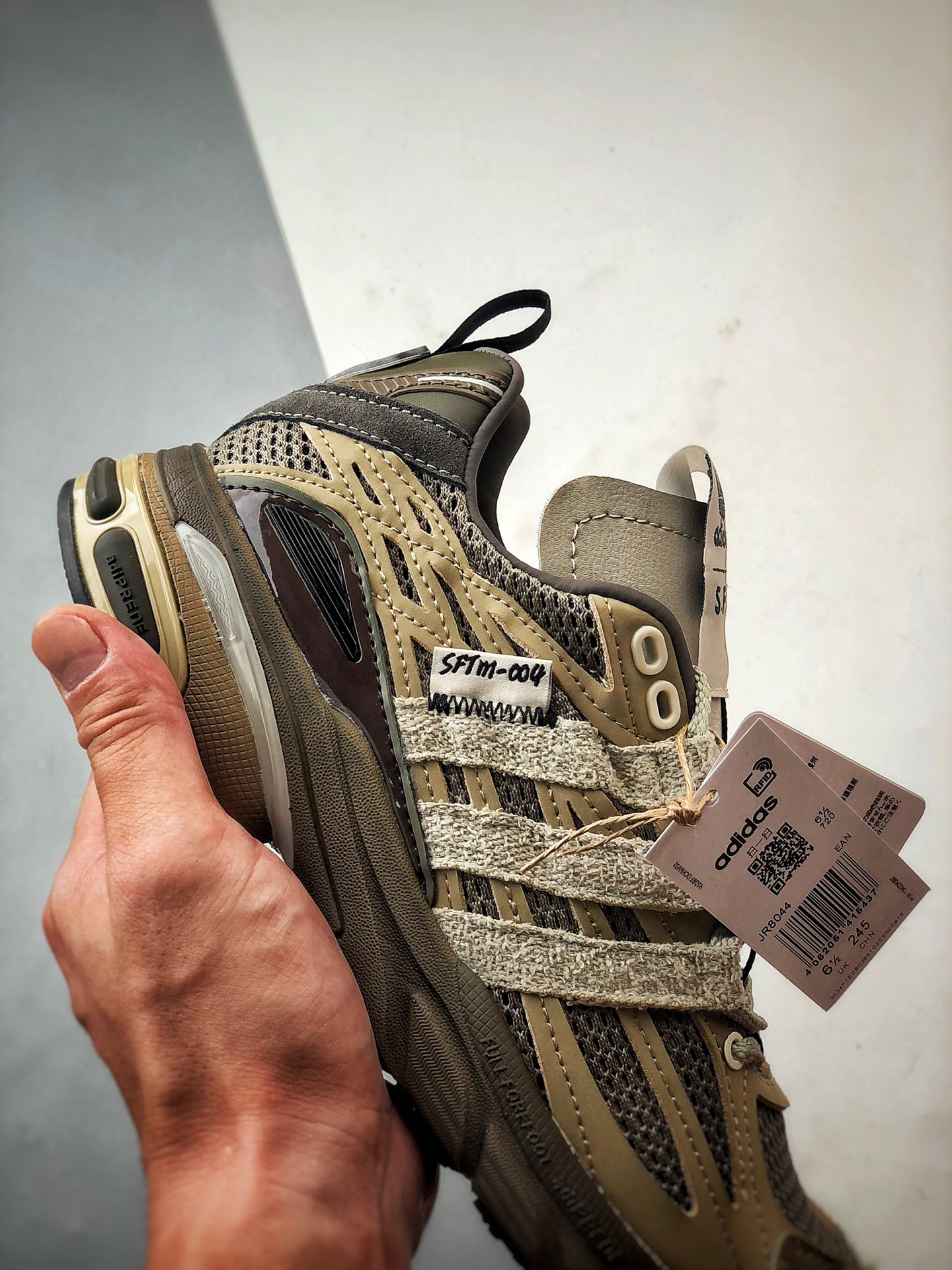 SFTM x AD Originals Adistar Cushion 棕色 复古前卫科技休闲运动老爹鞋 JR8044-莆田鞋,莆田鞋货源,高仿鞋,高仿鞋货源,安福档口,莆田高仿鞋,莆田鞋批发,高仿鞋批发,莆田高仿运动鞋,高仿运动鞋,莆田运动鞋 SFTM x AD Originals Adistar Cushion 棕色 复古前卫科技休闲运动老爹鞋 JR8044