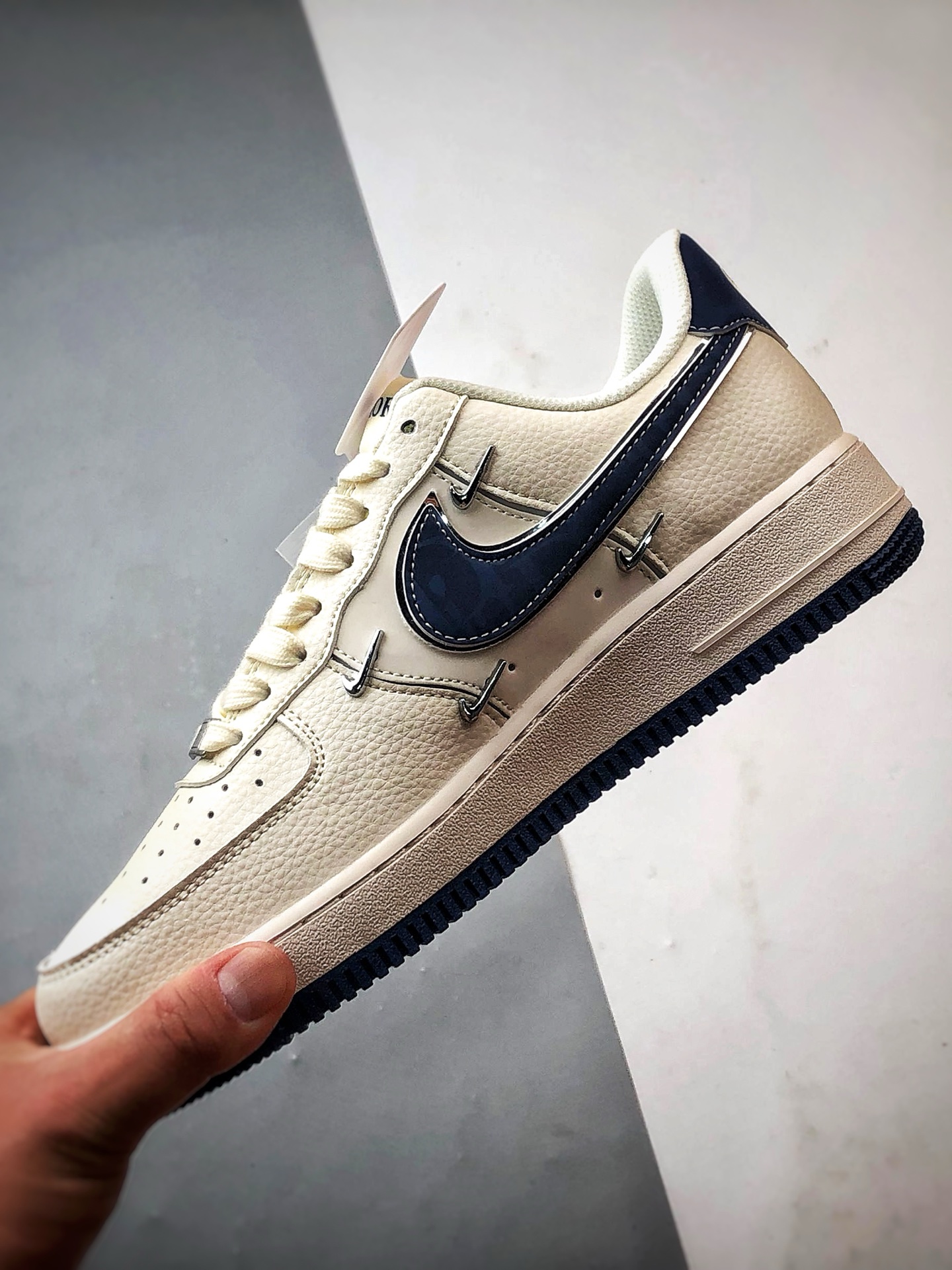Dior x Air Force 1 Low 四小钩米白蓝 XS2869-001-Chinese UA Cheap High Quatity Brand Clothes Bags handbags Sneakers wholesale wholesaler seller from China Factory suppliers Fashion Clothing Shoes best Quality Beautiful Price Dior x Air Force 1 Low 四小钩米白蓝 XS2869-001