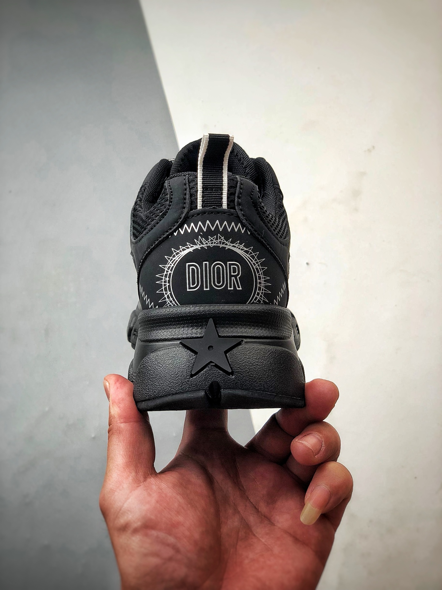 Dior/迪奥 Chrono系列 黑白 25ss本季最新单品 圆头系带生活休闲运动鞋-Chinese UA Cheap High Quatity Brand Clothes Bags handbags Sneakers wholesale wholesaler seller from China Factory suppliers Fashion Clothing Shoes best Quality Beautiful Price Dior/迪奥 Chrono系列 黑白 25ss本季最新单品 圆头系带生活休闲运动鞋