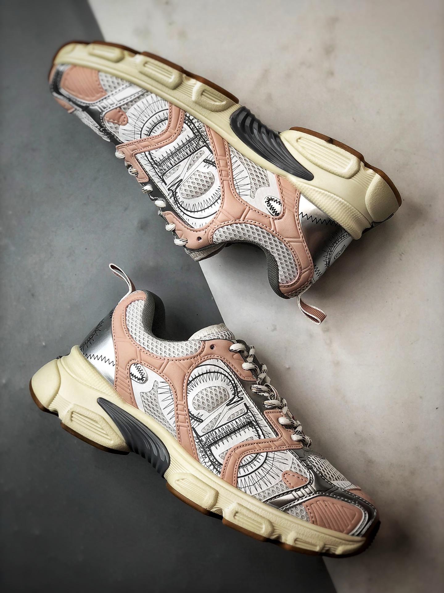 Dior/迪奥 Chrono系列 银粉 25ss本季最新单品 圆头系带生活休闲运动鞋-Chinese UA Cheap High Quatity Brand Clothes Bags handbags Sneakers wholesale wholesaler seller from China Factory suppliers Fashion Clothing Shoes best Quality Beautiful Price Dior/迪奥 Chrono系列 银粉 25ss本季最新单品 圆头系带生活休闲运动鞋