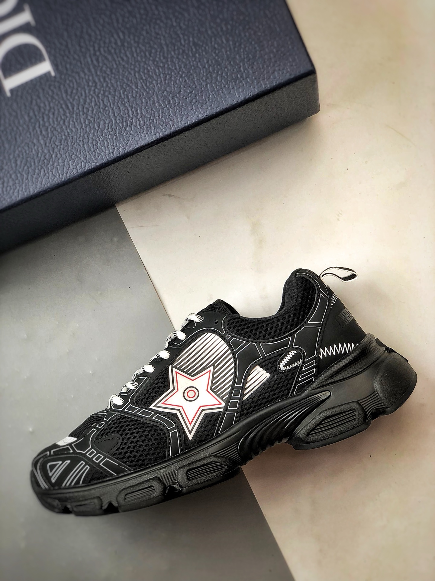 Dior/迪奥 Chrono系列 黑色 25ss本季最新单品 圆头系带生活休闲运动鞋-Chinese UA Cheap High Quatity Brand Clothes Bags handbags Sneakers wholesale wholesaler seller from China Factory suppliers Fashion Clothing Shoes best Quality Beautiful Price Dior/迪奥 Chrono系列 黑色 25ss本季最新单品 圆头系带生活休闲运动鞋