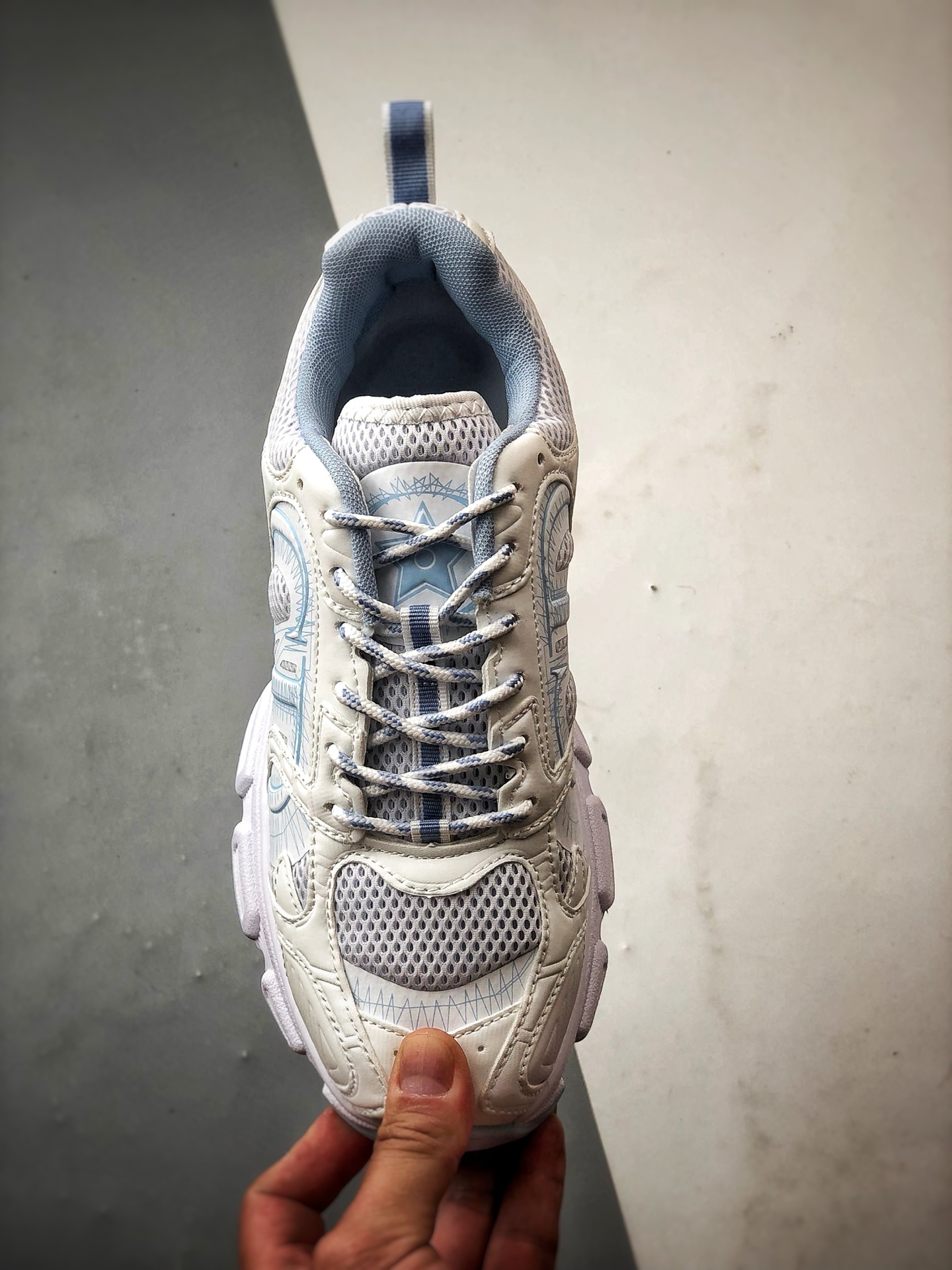 Dior/迪奥 Chrono系列 白蓝 25ss本季最新单品 圆头系带生活休闲运动鞋-Chinese UA Cheap High Quatity Brand Clothes Bags handbags Sneakers wholesale wholesaler seller from China Factory suppliers Fashion Clothing Shoes best Quality Beautiful Price Dior/迪奥 Chrono系列 白蓝 25ss本季最新单品 圆头系带生活休闲运动鞋