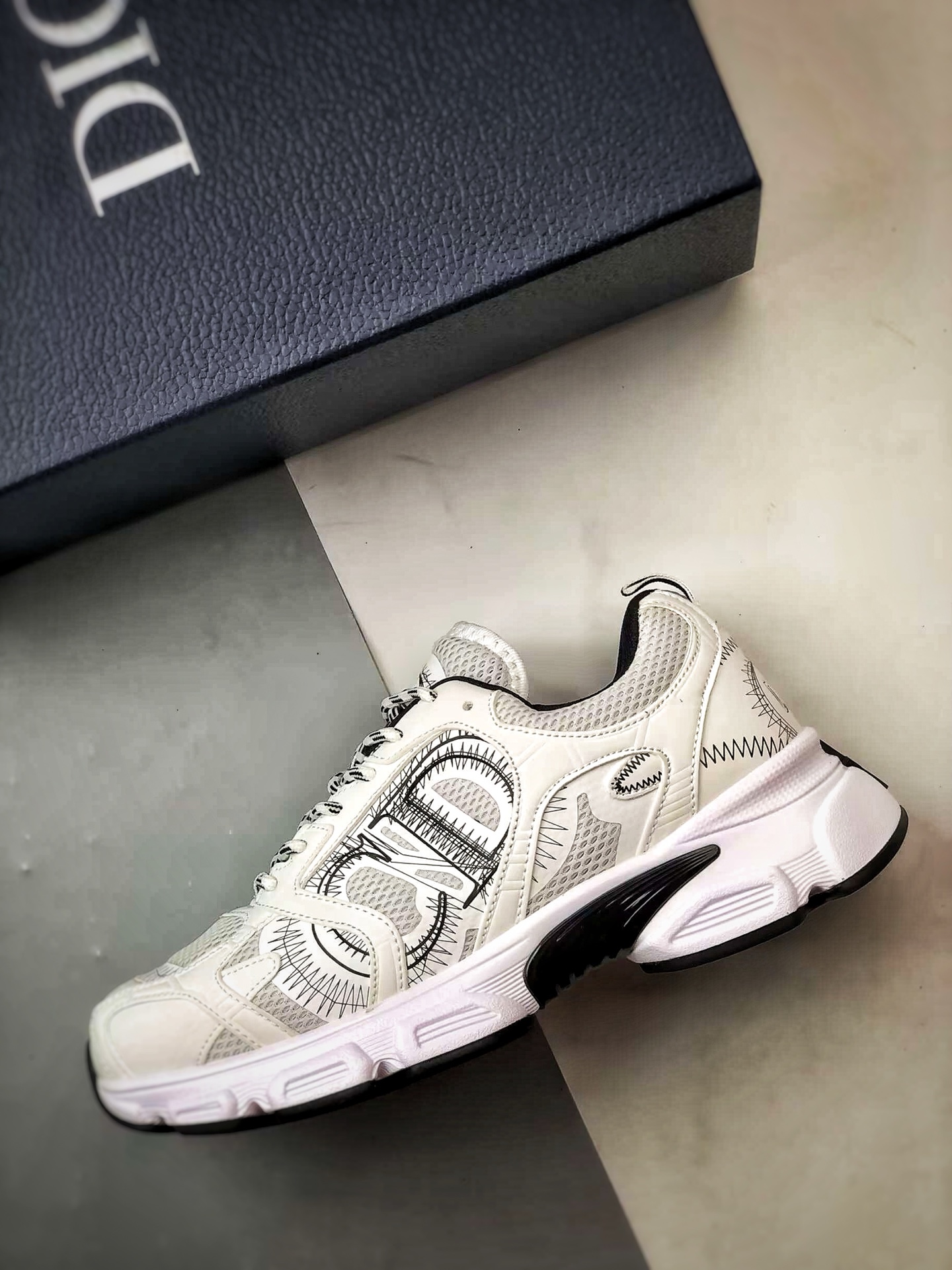 Dior/迪奥 Chrono系列 白黑 25ss本季最新单品 圆头系带生活休闲运动鞋-Chinese UA Cheap High Quatity Brand Clothes Bags handbags Sneakers wholesale wholesaler seller from China Factory suppliers Fashion Clothing Shoes best Quality Beautiful Price Dior/迪奥 Chrono系列 白黑 25ss本季最新单品 圆头系带生活休闲运动鞋