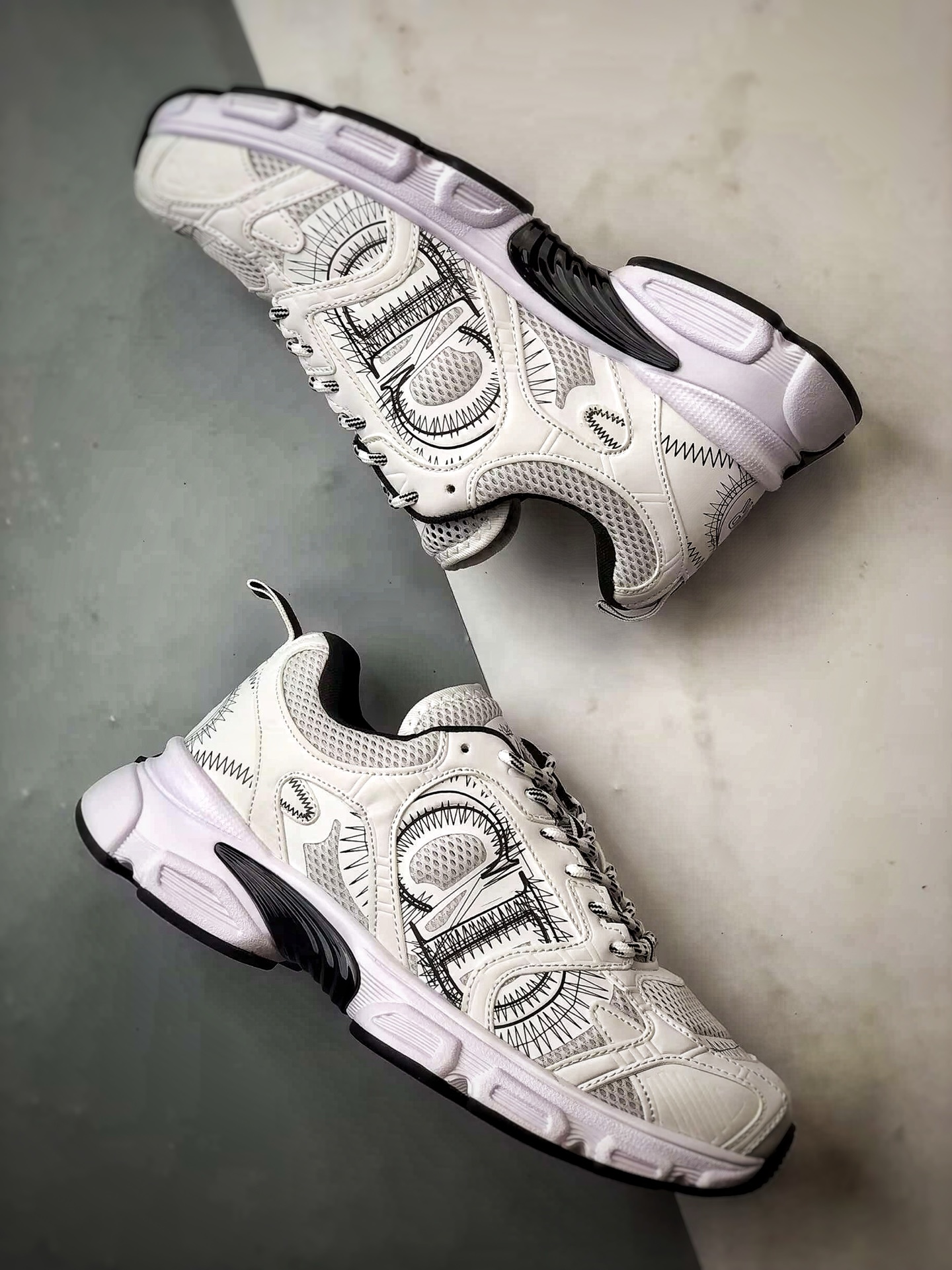 Dior/迪奥 Chrono系列 白黑 25ss本季最新单品 圆头系带生活休闲运动鞋-Chinese UA Cheap High Quatity Brand Clothes Bags handbags Sneakers wholesale wholesaler seller from China Factory suppliers Fashion Clothing Shoes best Quality Beautiful Price Dior/迪奥 Chrono系列 白黑 25ss本季最新单品 圆头系带生活休闲运动鞋