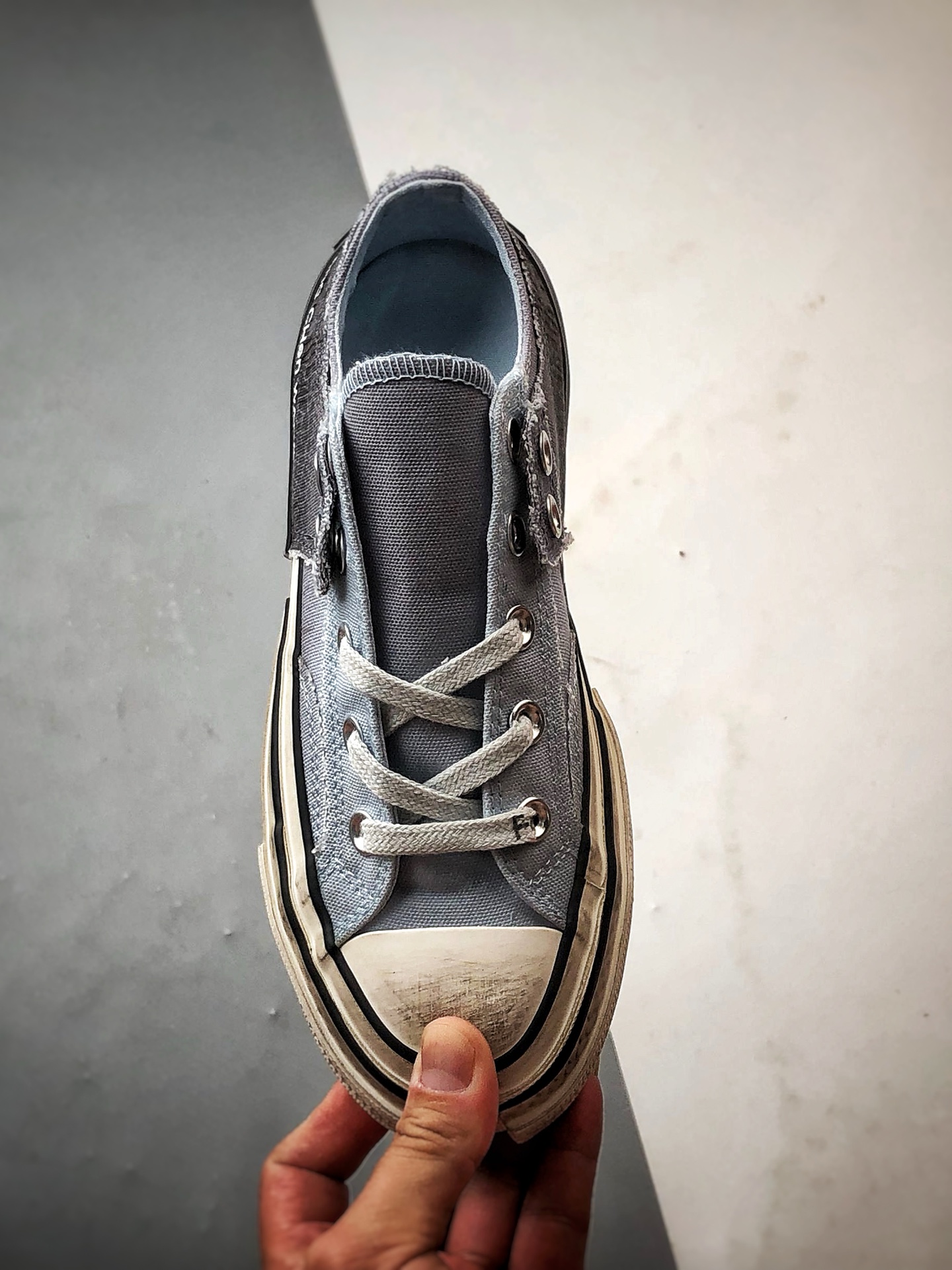 Converse x Feng Chen Wang 渐变灰蓝 设计师联名款 A15742C-莆田鞋,莆田鞋货源,高仿鞋,高仿鞋货源,安福档口,莆田高仿鞋,莆田鞋批发,高仿鞋批发,莆田高仿运动鞋,高仿运动鞋,莆田运动鞋 Converse x Feng Chen Wang 渐变灰蓝 设计师联名款 A15742C