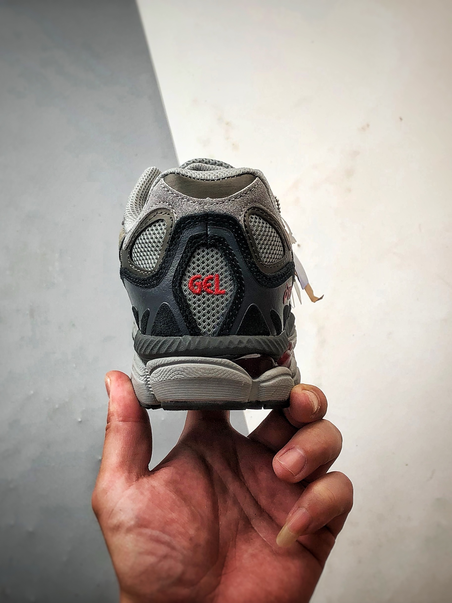 Asics Gel-NYC 复古单品 灰黑棕 亚瑟士新款厚底街头运动休闲鞋-莆田鞋,莆田鞋货源,高仿鞋,高仿鞋货源,安福档口,莆田高仿鞋,莆田鞋批发,高仿鞋批发,莆田高仿运动鞋,高仿运动鞋,莆田运动鞋 Asics Gel-NYC 复古单品 灰黑棕 亚瑟士新款厚底街头运动休闲鞋