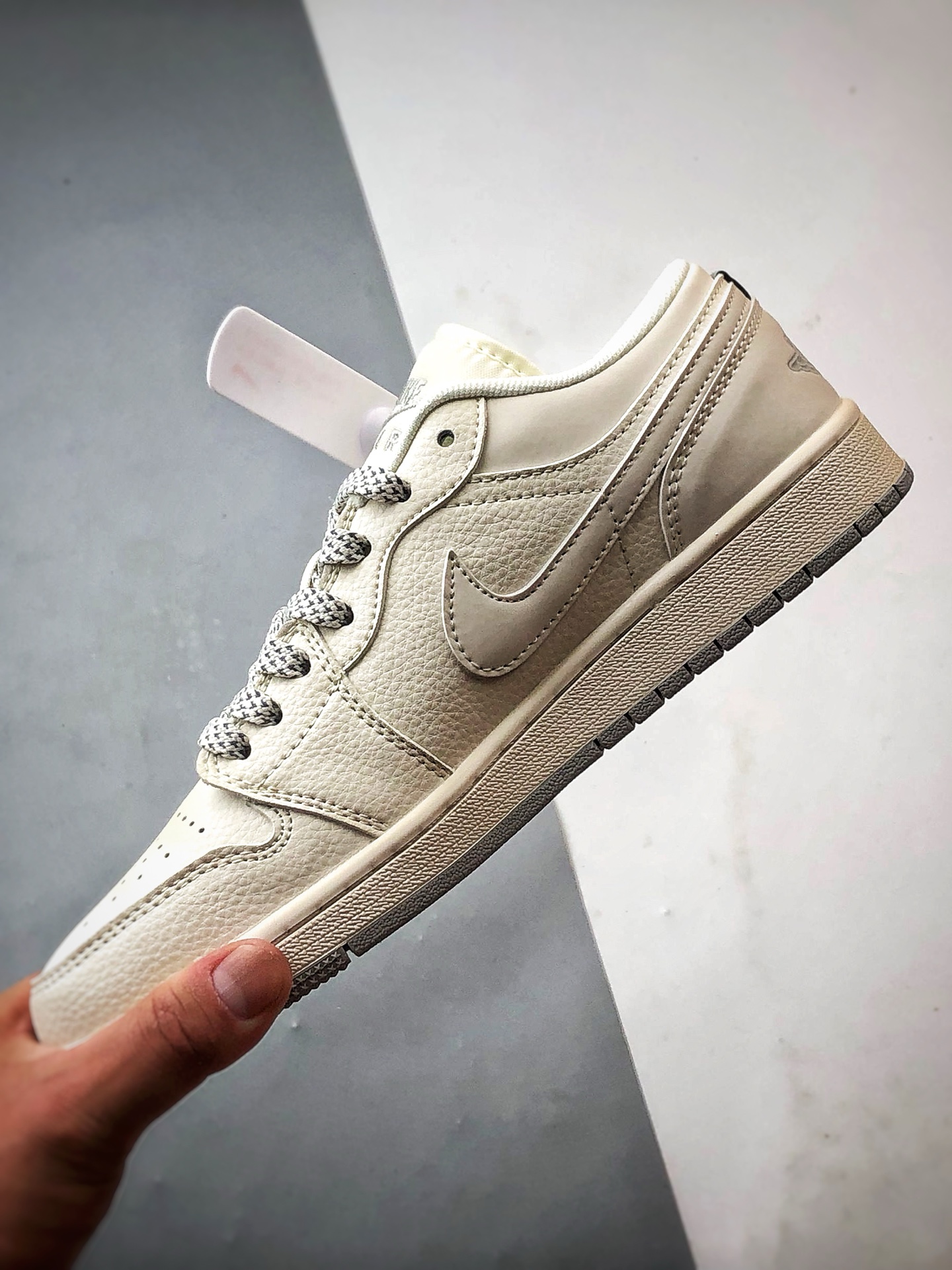 Air Jordan 1 Low OG ”高端定制” NK米白灰反光 XX3168-187