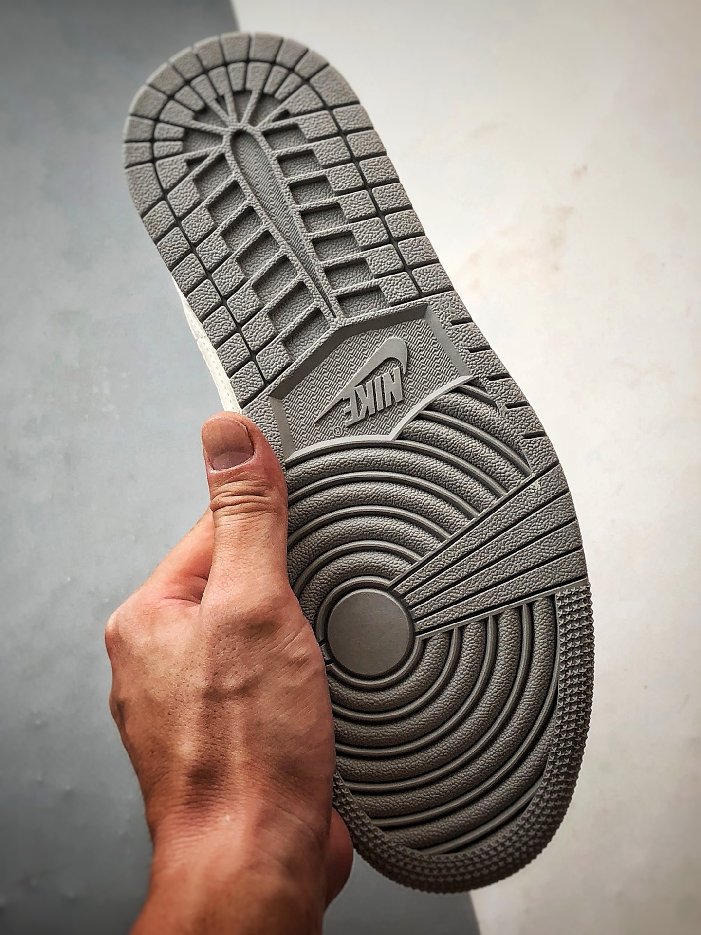 Air Jordan 1 Low OG ”高端定制” NK米白灰反光 XX3168-187