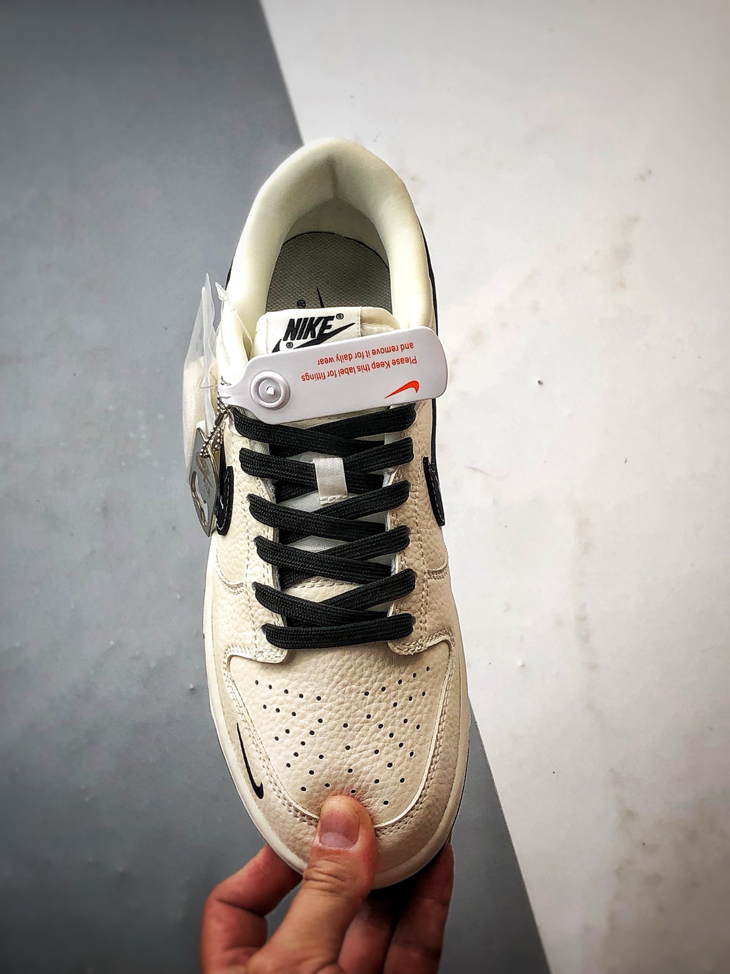 NK Dunk Low Retro ”DIY高端定制” 飞人米白黑 低帮休闲运动板鞋 LW1818-118-莆田鞋,莆田鞋货源,高仿鞋,高仿鞋货源,安福档口,莆田高仿鞋,莆田鞋批发,高仿鞋批发,莆田高仿运动鞋,高仿运动鞋,莆田运动鞋 NK Dunk Low Retro ”DIY高端定制” 飞人米白黑 低帮休闲运动板鞋 LW1818-118