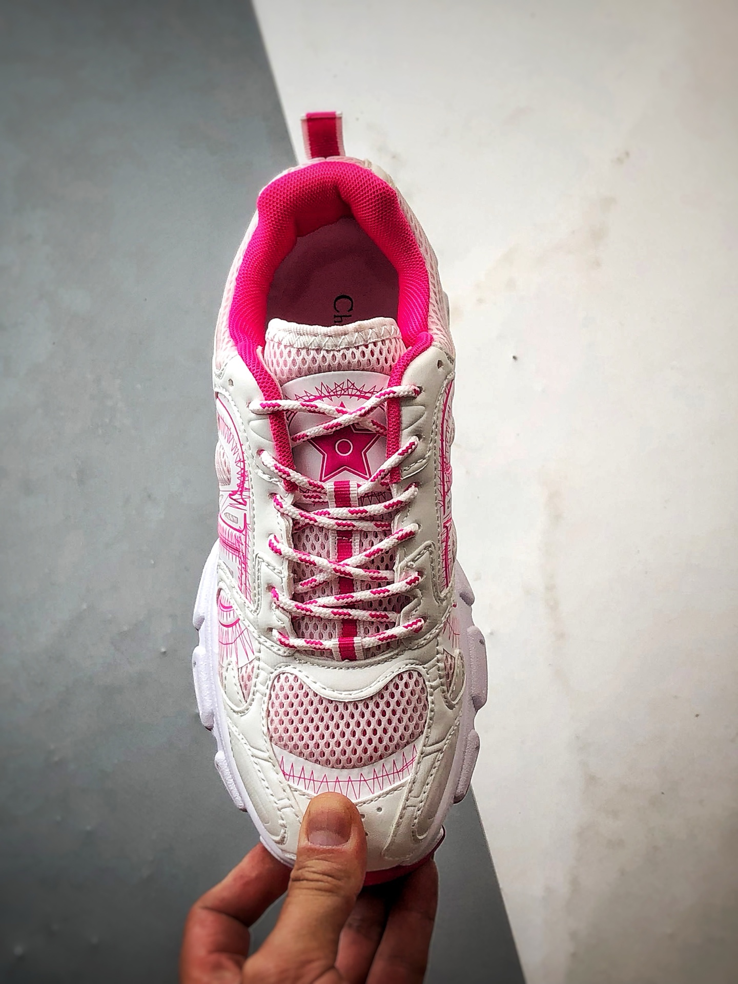 Dior/迪奥 Chrono系列 白粉 25ss本季最新单品 圆头系带生活休闲运动鞋-莆田鞋,莆田鞋货源,高仿鞋,高仿鞋货源,安福档口,莆田高仿鞋,莆田鞋批发,高仿鞋批发,莆田高仿运动鞋,高仿运动鞋,莆田运动鞋 Dior/迪奥 Chrono系列 白粉 25ss本季最新单品 圆头系带生活休闲运动鞋