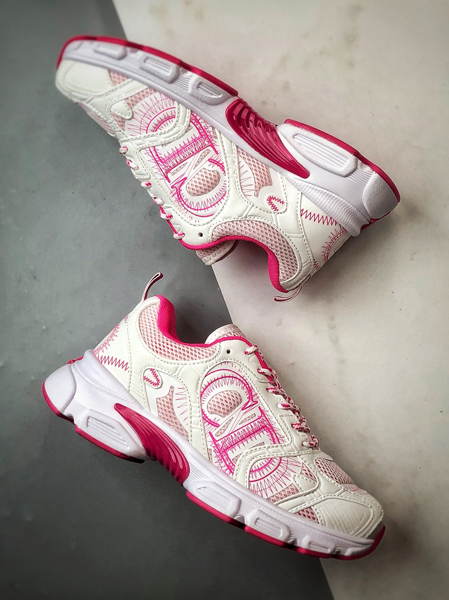 Dior/迪奥 Chrono系列 白粉 25ss本季最新单品 圆头系带生活休闲运动鞋-莆田鞋,莆田鞋货源,高仿鞋,高仿鞋货源,安福档口,莆田高仿鞋,莆田鞋批发,高仿鞋批发,莆田高仿运动鞋,高仿运动鞋,莆田运动鞋 Dior/迪奥 Chrono系列 白粉 25ss本季最新单品 圆头系带生活休闲运动鞋