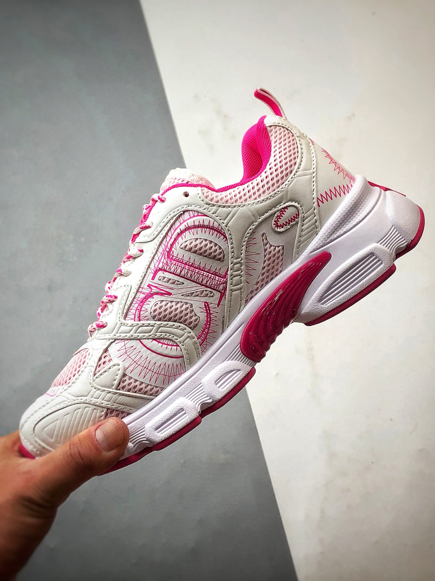 Dior/迪奥 Chrono系列 白粉 25ss本季最新单品 圆头系带生活休闲运动鞋-莆田鞋,莆田鞋货源,高仿鞋,高仿鞋货源,安福档口,莆田高仿鞋,莆田鞋批发,高仿鞋批发,莆田高仿运动鞋,高仿运动鞋,莆田运动鞋 Dior/迪奥 Chrono系列 白粉 25ss本季最新单品 圆头系带生活休闲运动鞋