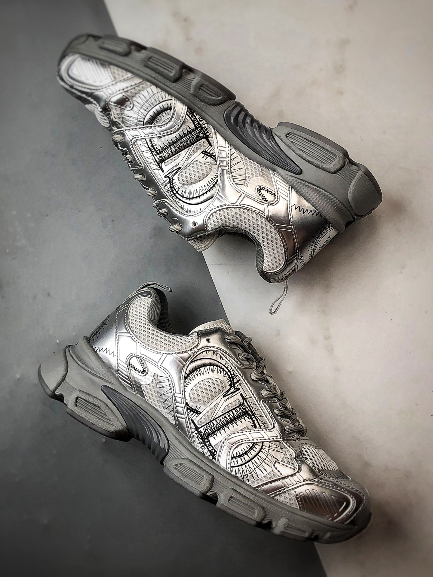 Dior/迪奥 Chrono系列 灰银 25ss本季最新单品 圆头系带生活休闲运动鞋-Chinese UA Cheap High Quatity Brand Clothes Bags handbags Sneakers wholesale wholesaler seller from China Factory suppliers Fashion Clothing Shoes best Quality Beautiful Price Dior/迪奥 Chrono系列 灰银 25ss本季最新单品 圆头系带生活休闲运动鞋