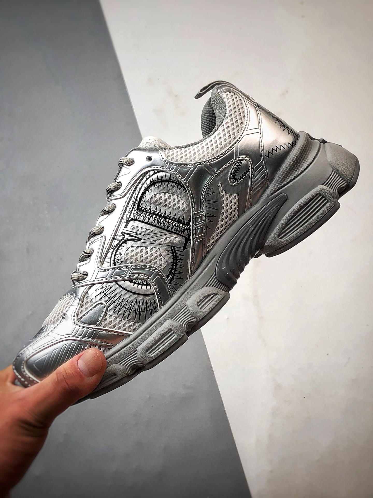 Dior/迪奥 Chrono系列 灰银 25ss本季最新单品 圆头系带生活休闲运动鞋-Chinese UA Cheap High Quatity Brand Clothes Bags handbags Sneakers wholesale wholesaler seller from China Factory suppliers Fashion Clothing Shoes best Quality Beautiful Price Dior/迪奥 Chrono系列 灰银 25ss本季最新单品 圆头系带生活休闲运动鞋