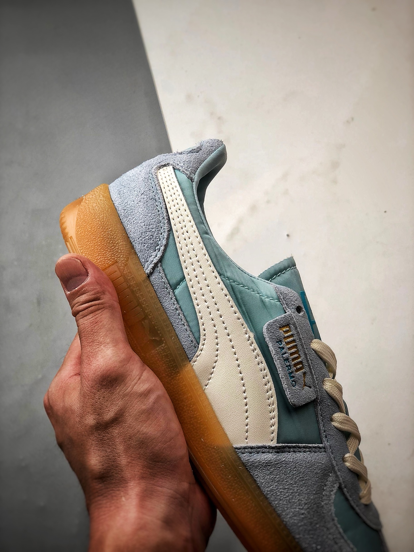 Puma Palermo 蓝白 舒适百搭低帮德训板鞋 399341-02-Chinese UA Cheap High Quatity Brand Clothes Bags handbags Sneakers wholesale wholesaler seller from China Factory suppliers Fashion Clothing Shoes best Quality Beautiful Price Puma Palermo 蓝白 舒适百搭低帮德训板鞋 399341-02