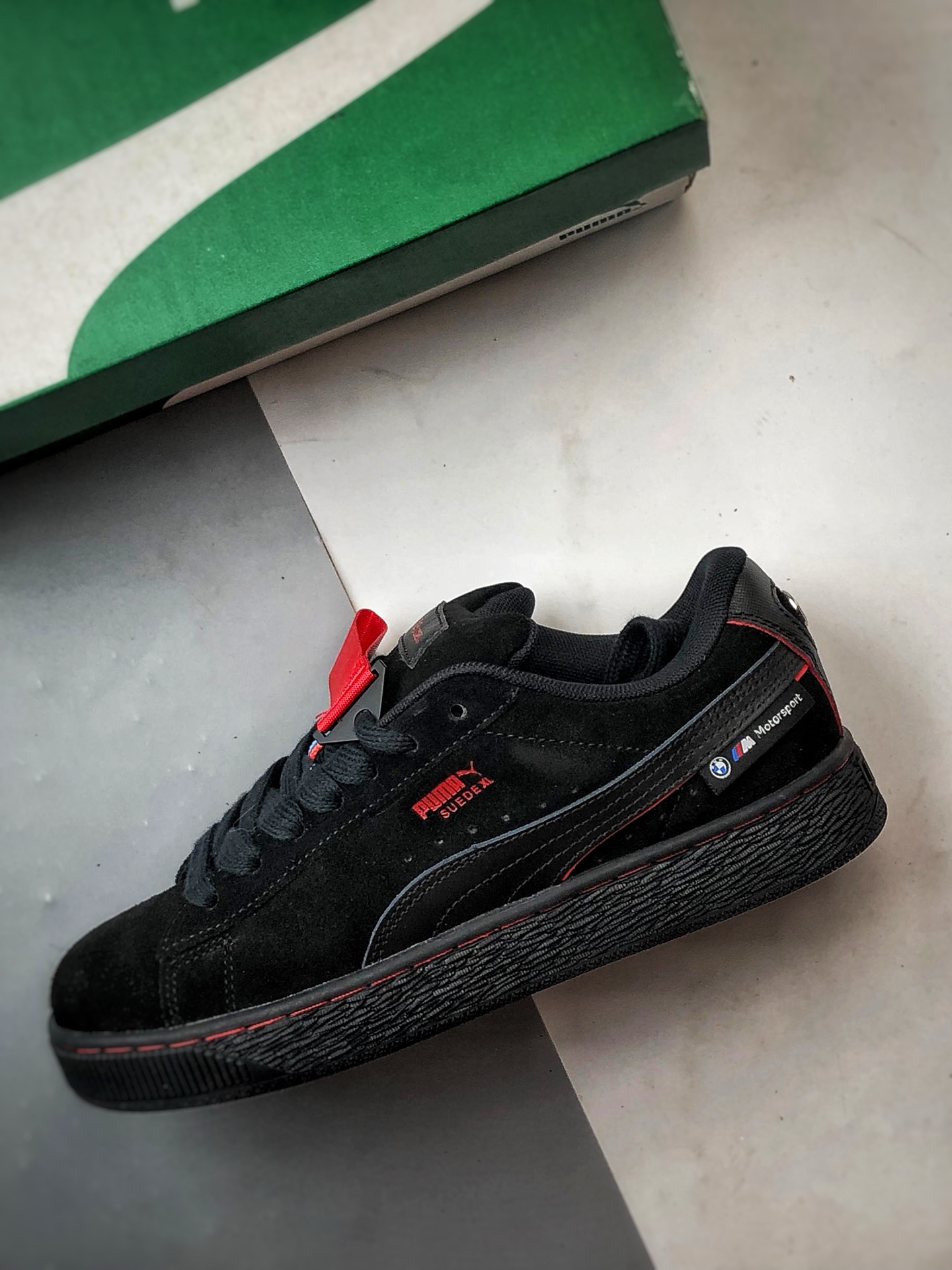 BMW x Puma Suede XL 黑色 绒面革舒适百搭休闲低帮板鞋 308706-01-Chinese UA Cheap High Quatity Brand Clothes Bags handbags Sneakers wholesale wholesaler seller from China Factory suppliers Fashion Clothing Shoes best Quality Beautiful Price BMW x Puma Suede XL 黑色 绒面革舒适百搭休闲低帮板鞋 308706-01