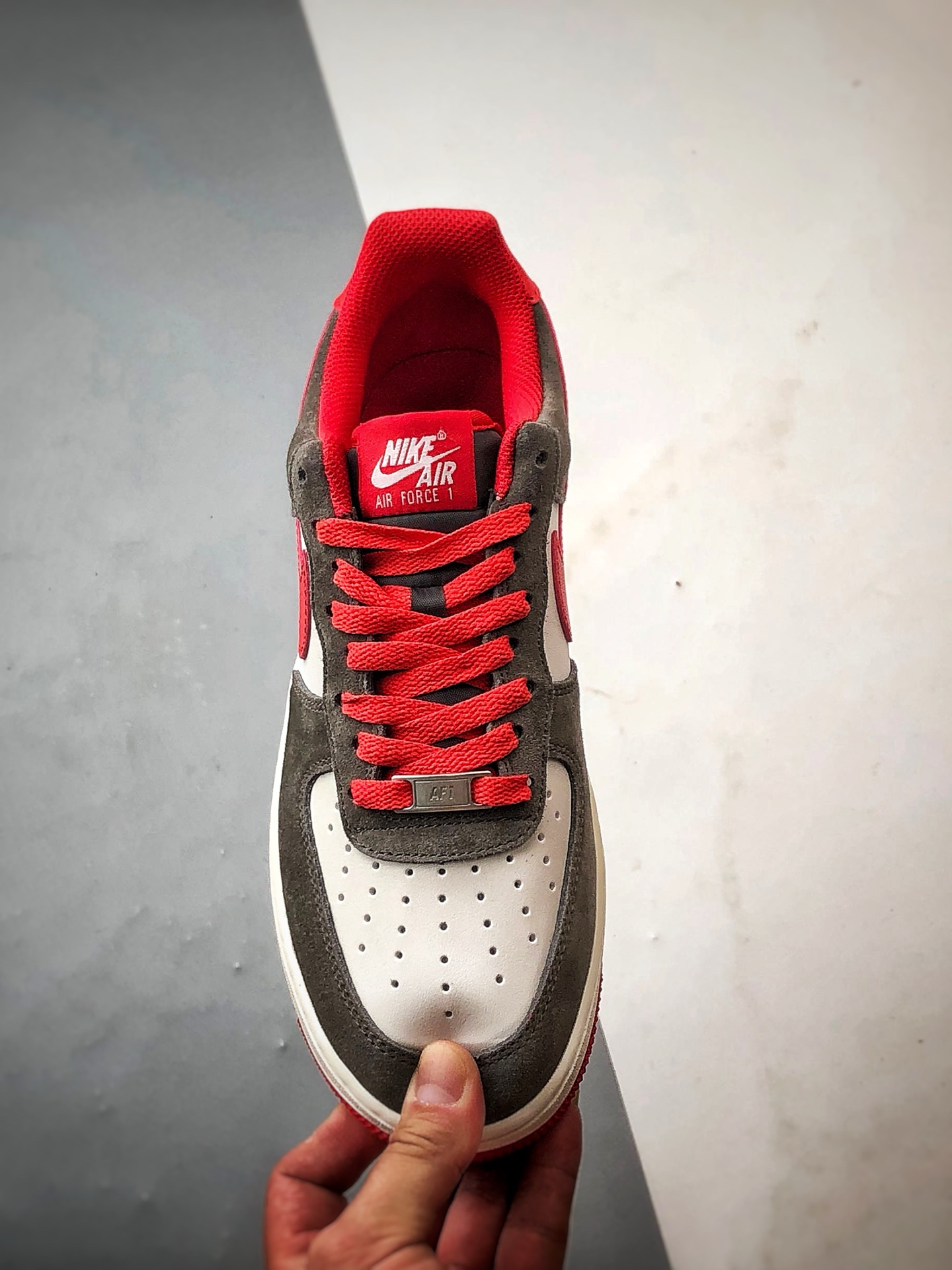 Air Force 1 '07 Low 褐红色 FQ8714-201-莆田鞋,莆田鞋货源,高仿鞋,高仿鞋货源,安福档口,莆田高仿鞋,莆田鞋批发,高仿鞋批发,莆田高仿运动鞋,高仿运动鞋,莆田运动鞋 Air Force 1 '07 Low 褐红色 FQ8714-201