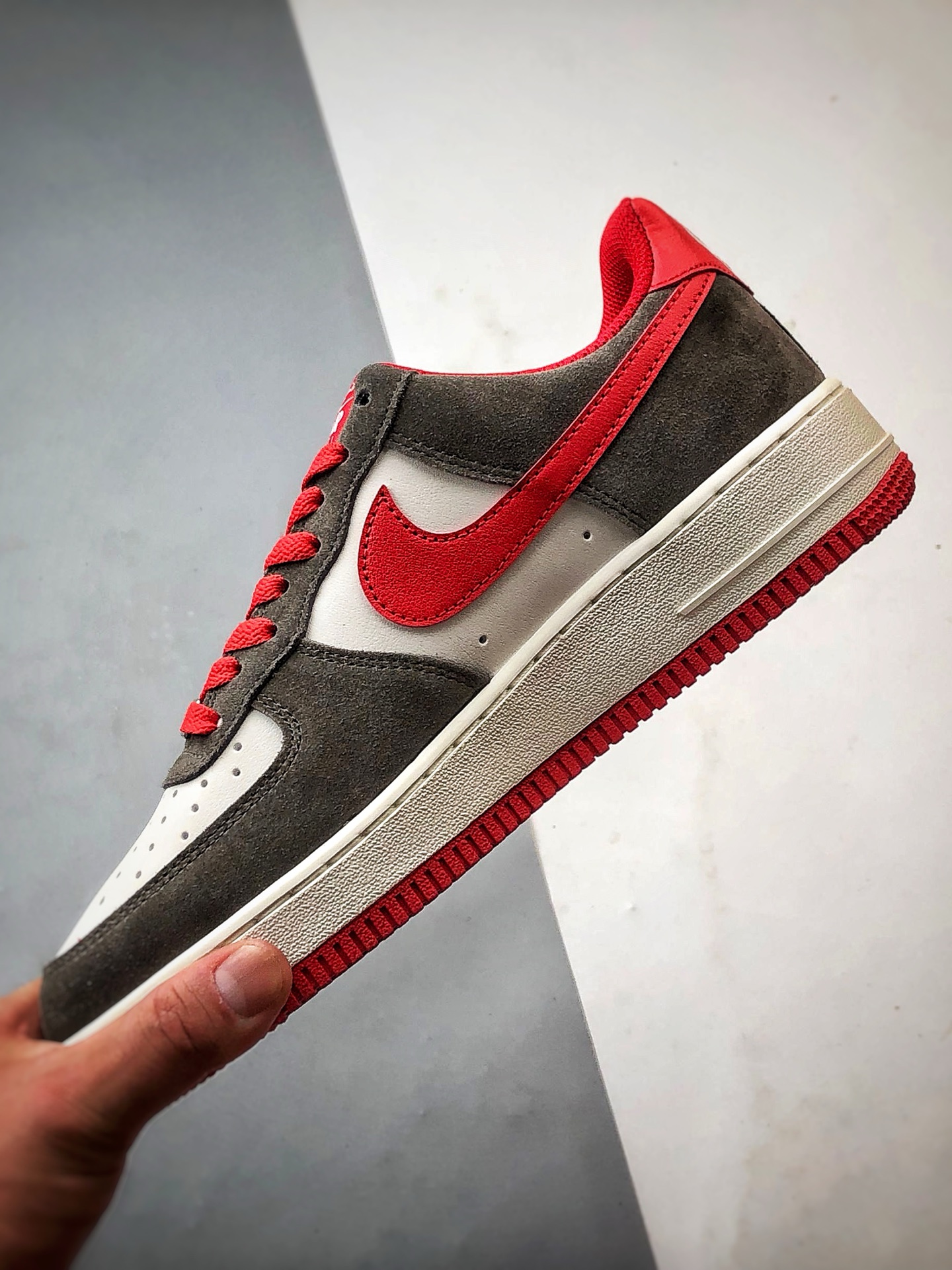 Air Force 1 '07 Low 褐红色 FQ8714-201-莆田鞋,莆田鞋货源,高仿鞋,高仿鞋货源,安福档口,莆田高仿鞋,莆田鞋批发,高仿鞋批发,莆田高仿运动鞋,高仿运动鞋,莆田运动鞋 Air Force 1 '07 Low 褐红色 FQ8714-201