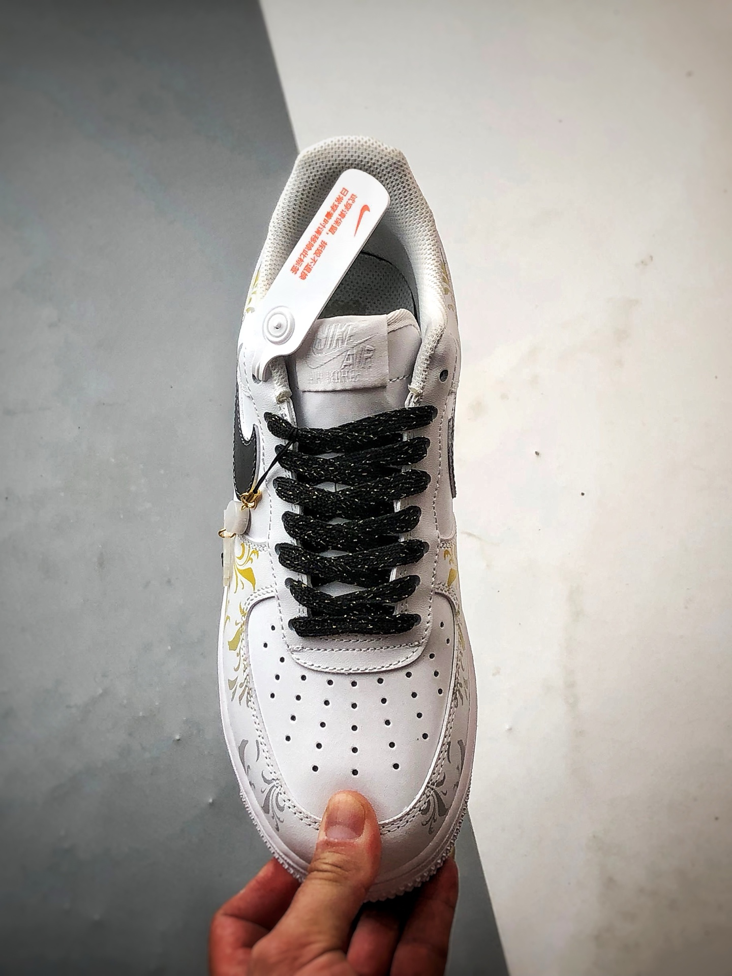 定制球鞋Air Force 1 Low 东篱醉 中国风白黑 经典休闲运动板鞋 ZH0316-082-莆田鞋,莆田鞋货源,高仿鞋,高仿鞋货源,安福档口,莆田高仿鞋,莆田鞋批发,高仿鞋批发,莆田高仿运动鞋,高仿运动鞋,莆田运动鞋 定制球鞋Air Force 1 Low 东篱醉 中国风白黑 经典休闲运动板鞋 ZH0316-082