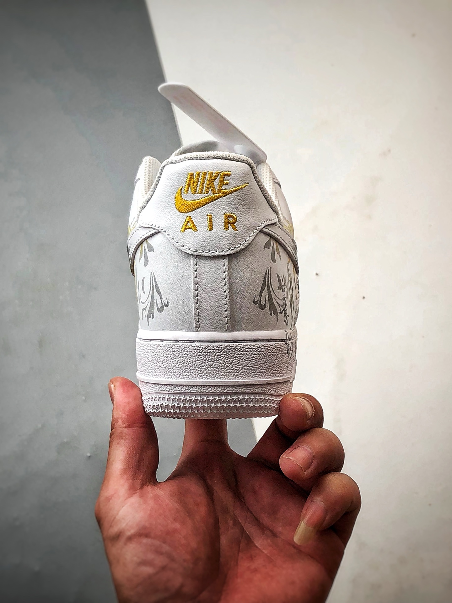 定制球鞋Air Force 1 Low 东篱醉 中国风白黑 经典休闲运动板鞋 ZH0316-082-莆田鞋,莆田鞋货源,高仿鞋,高仿鞋货源,安福档口,莆田高仿鞋,莆田鞋批发,高仿鞋批发,莆田高仿运动鞋,高仿运动鞋,莆田运动鞋 定制球鞋Air Force 1 Low 东篱醉 中国风白黑 经典休闲运动板鞋 ZH0316-082