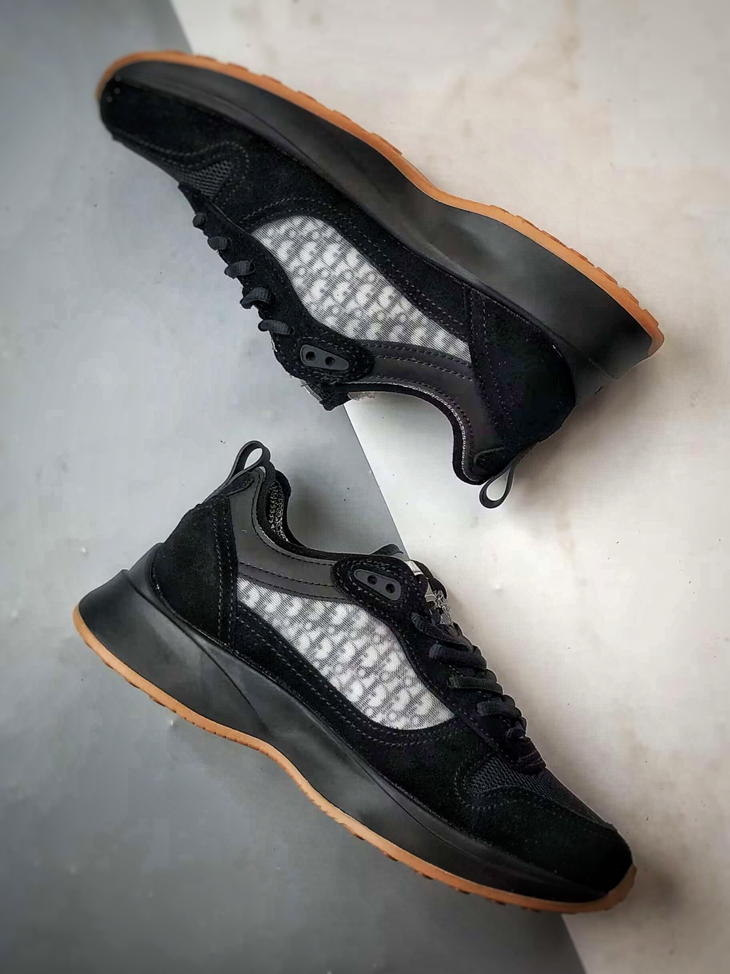 Dior/迪奥 B25 Oblique Runner Sneaker 黑色 老爹风系带低帮透气休闲运动慢跑鞋-Chinese UA Cheap High Quatity Brand Clothes Bags handbags Sneakers wholesale wholesaler seller from China Factory suppliers Fashion Clothing Shoes best Quality Beautiful Price Dior/迪奥 B25 Oblique Runner Sneaker 黑色 老爹风系带低帮透气休闲运动慢跑鞋