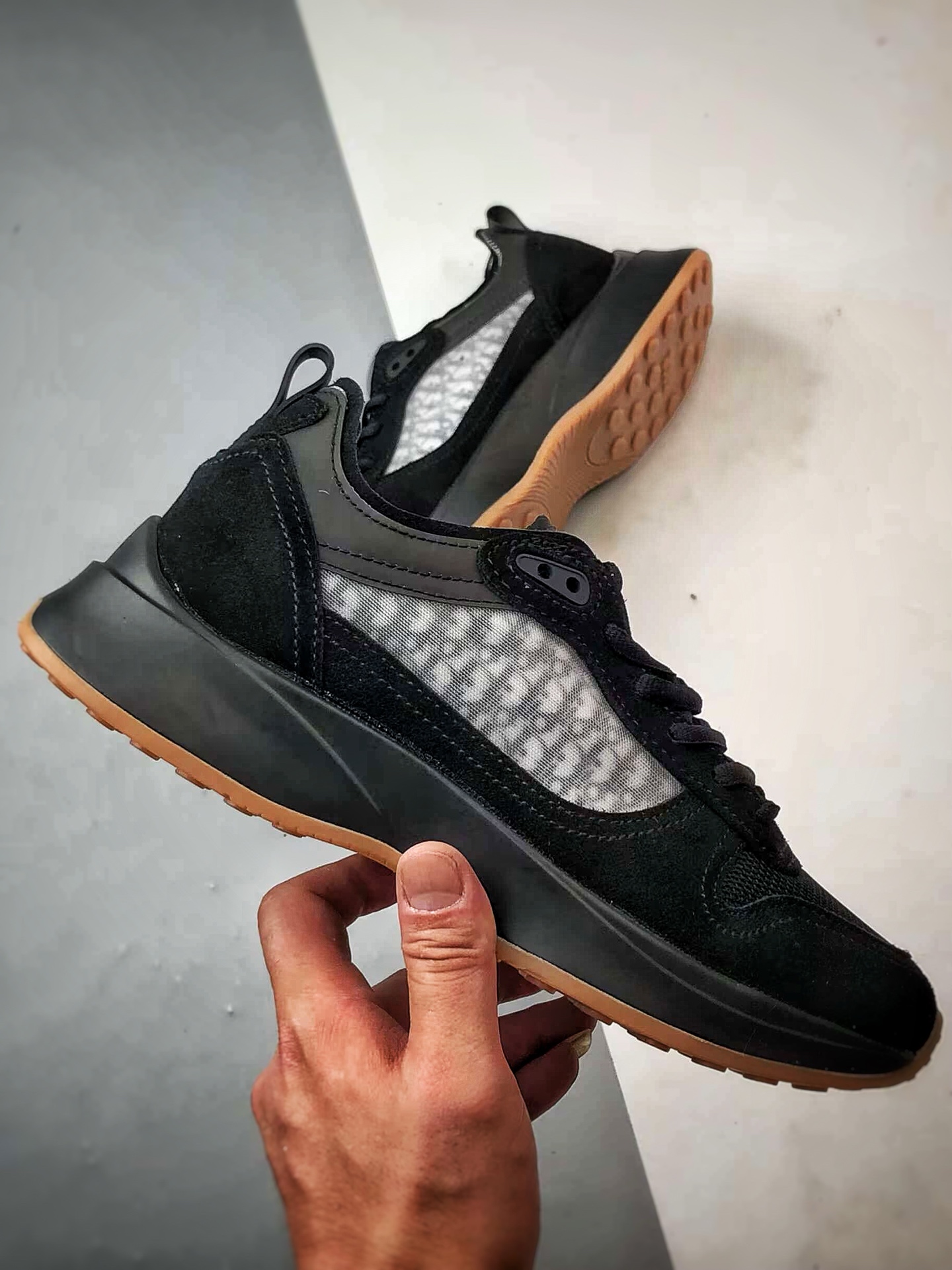 Dior/迪奥 B25 Oblique Runner Sneaker 黑色 老爹风系带低帮透气休闲运动慢跑鞋-Chinese UA Cheap High Quatity Brand Clothes Bags handbags Sneakers wholesale wholesaler seller from China Factory suppliers Fashion Clothing Shoes best Quality Beautiful Price Dior/迪奥 B25 Oblique Runner Sneaker 黑色 老爹风系带低帮透气休闲运动慢跑鞋