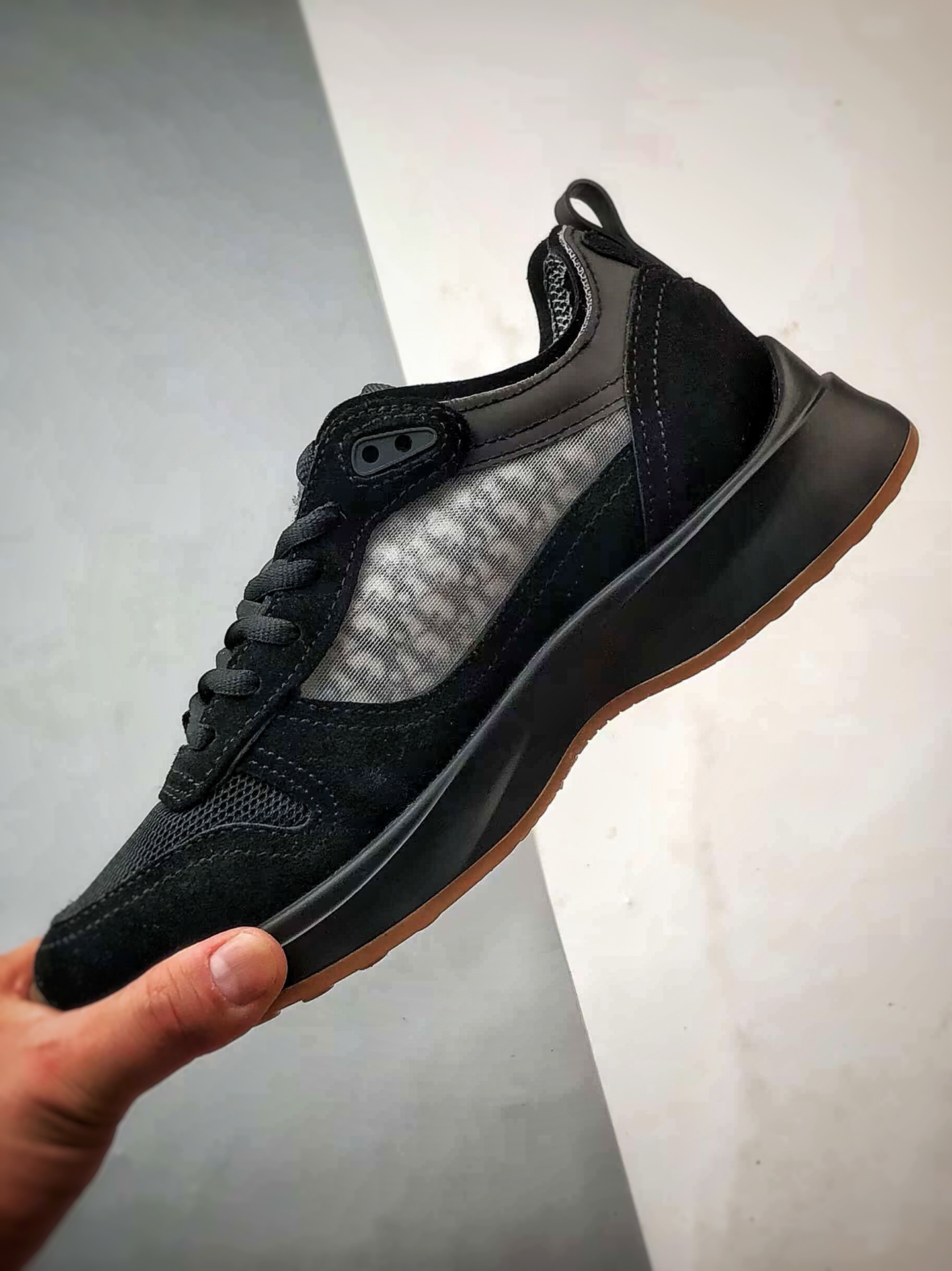 Dior/迪奥 B25 Oblique Runner Sneaker 黑色 老爹风系带低帮透气休闲运动慢跑鞋-Chinese UA Cheap High Quatity Brand Clothes Bags handbags Sneakers wholesale wholesaler seller from China Factory suppliers Fashion Clothing Shoes best Quality Beautiful Price Dior/迪奥 B25 Oblique Runner Sneaker 黑色 老爹风系带低帮透气休闲运动慢跑鞋