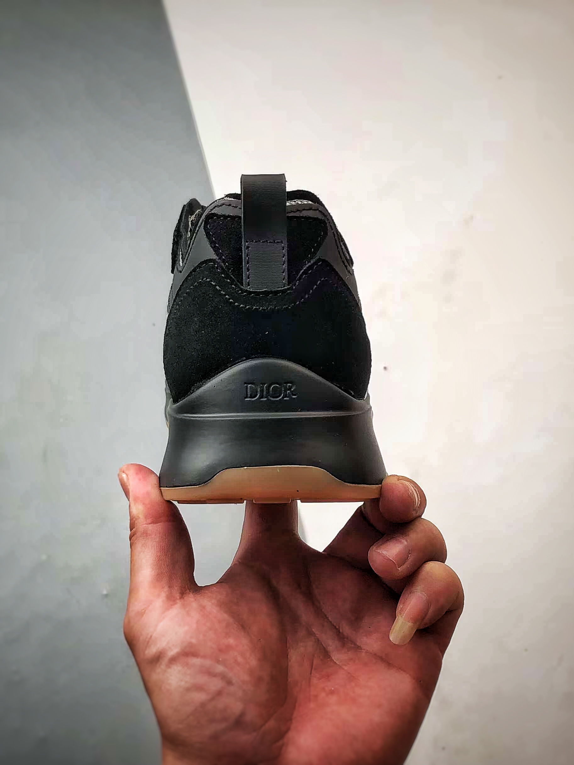 Dior/迪奥 B25 Oblique Runner Sneaker 黑色 老爹风系带低帮透气休闲运动慢跑鞋-Chinese UA Cheap High Quatity Brand Clothes Bags handbags Sneakers wholesale wholesaler seller from China Factory suppliers Fashion Clothing Shoes best Quality Beautiful Price Dior/迪奥 B25 Oblique Runner Sneaker 黑色 老爹风系带低帮透气休闲运动慢跑鞋