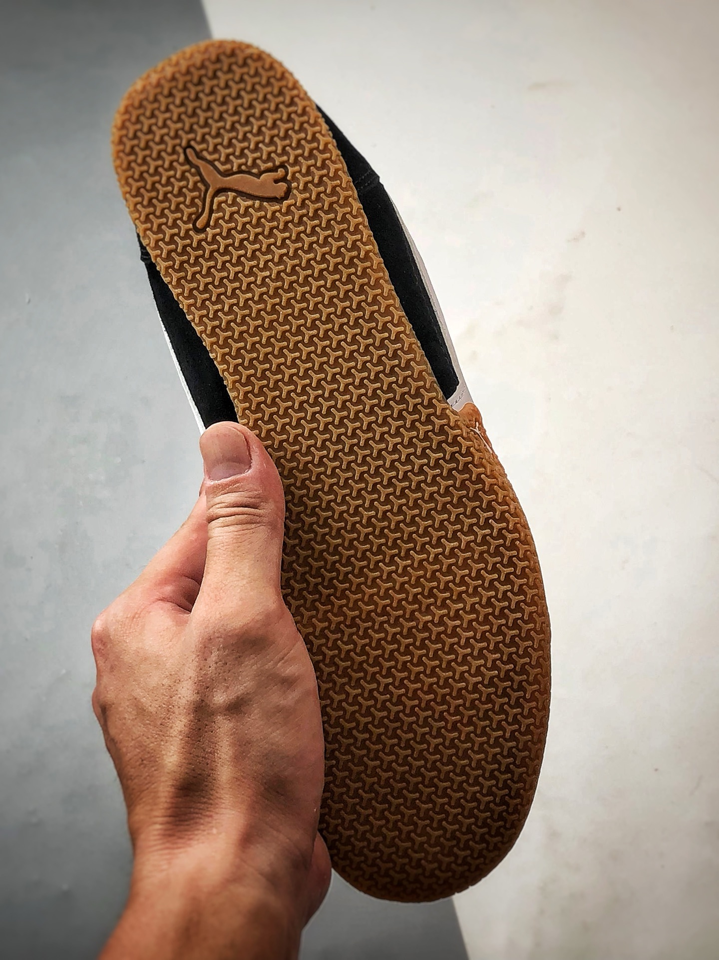 190 Puma Bella Donna Nylon 黑白 唐娜尼龙薄底复古运动休闲鞋 402673-01-Chinese UA Cheap High Quatity Brand Clothes Bags handbags Sneakers wholesale wholesaler seller from China Factory suppliers Fashion Clothing Shoes best Quality Beautiful Price 190 Puma Bella Donna Nylon 黑白 唐娜尼龙薄底复古运动休闲鞋 402673-01