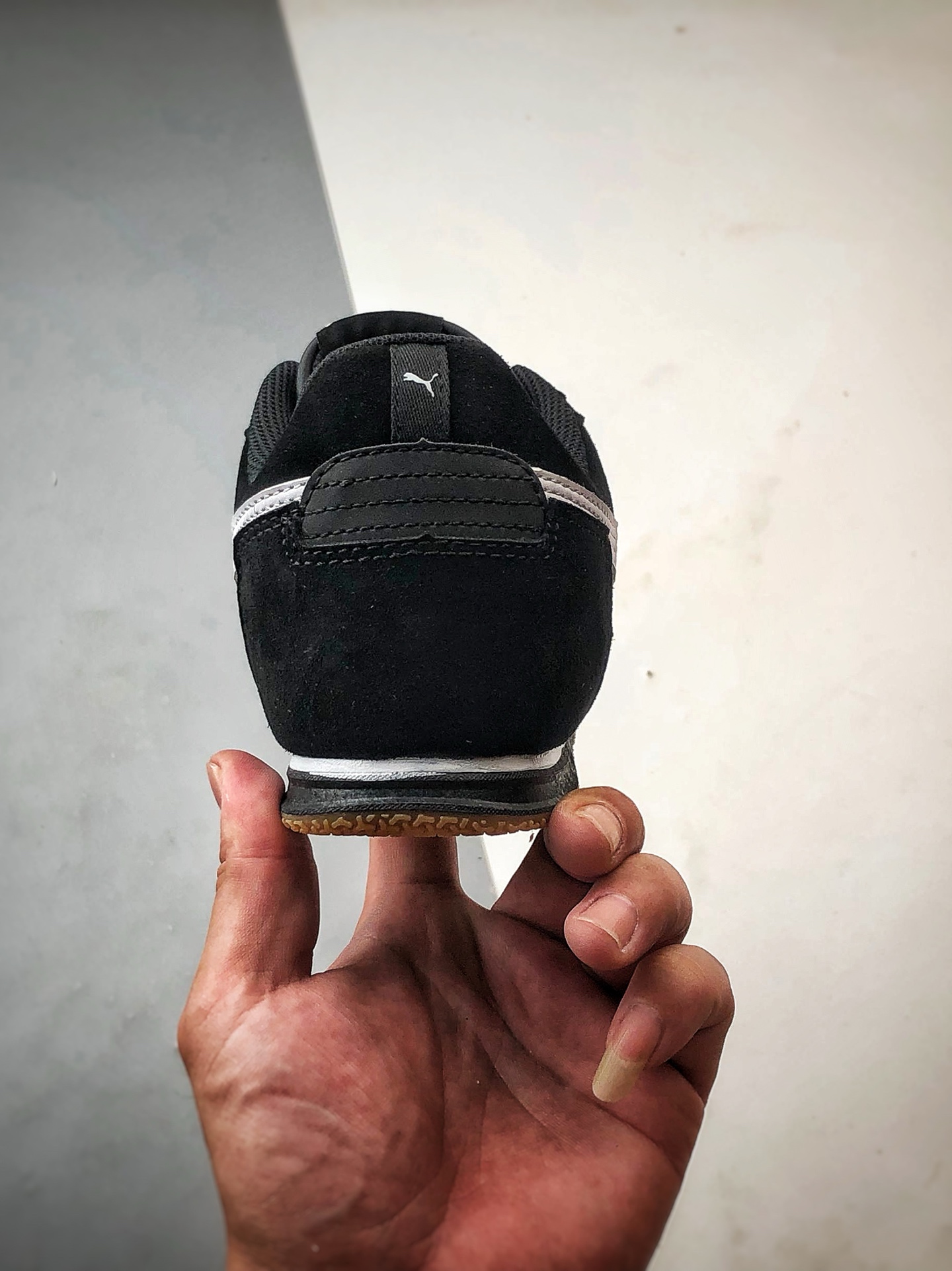 190 Puma Bella Donna Nylon 黑白 唐娜尼龙薄底复古运动休闲鞋 402673-01-Chinese UA Cheap High Quatity Brand Clothes Bags handbags Sneakers wholesale wholesaler seller from China Factory suppliers Fashion Clothing Shoes best Quality Beautiful Price 190 Puma Bella Donna Nylon 黑白 唐娜尼龙薄底复古运动休闲鞋 402673-01