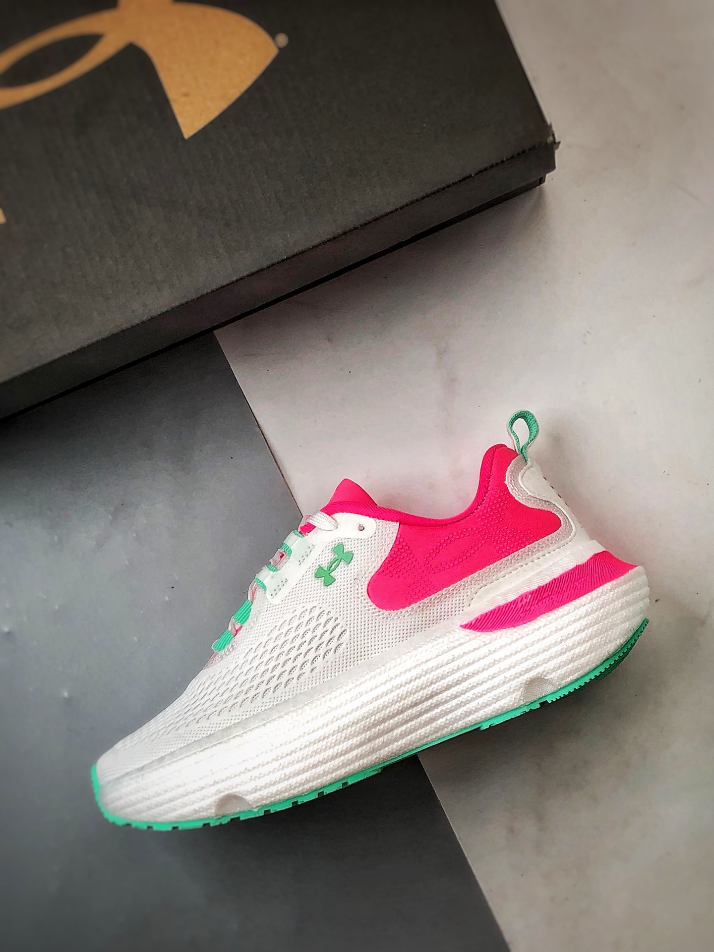 200 Under Armour Infinite Elite 2 白粉色 网布织物舒适百搭轻便透气缓震跑步鞋-Chinese UA Cheap High Quatity Brand Clothes Bags handbags Sneakers wholesale wholesaler seller from China Factory suppliers Fashion Clothing Shoes best Quality Beautiful Price 200 Under Armour Infinite Elite 2 白粉色 网布织物舒适百搭轻便透气缓震跑步鞋