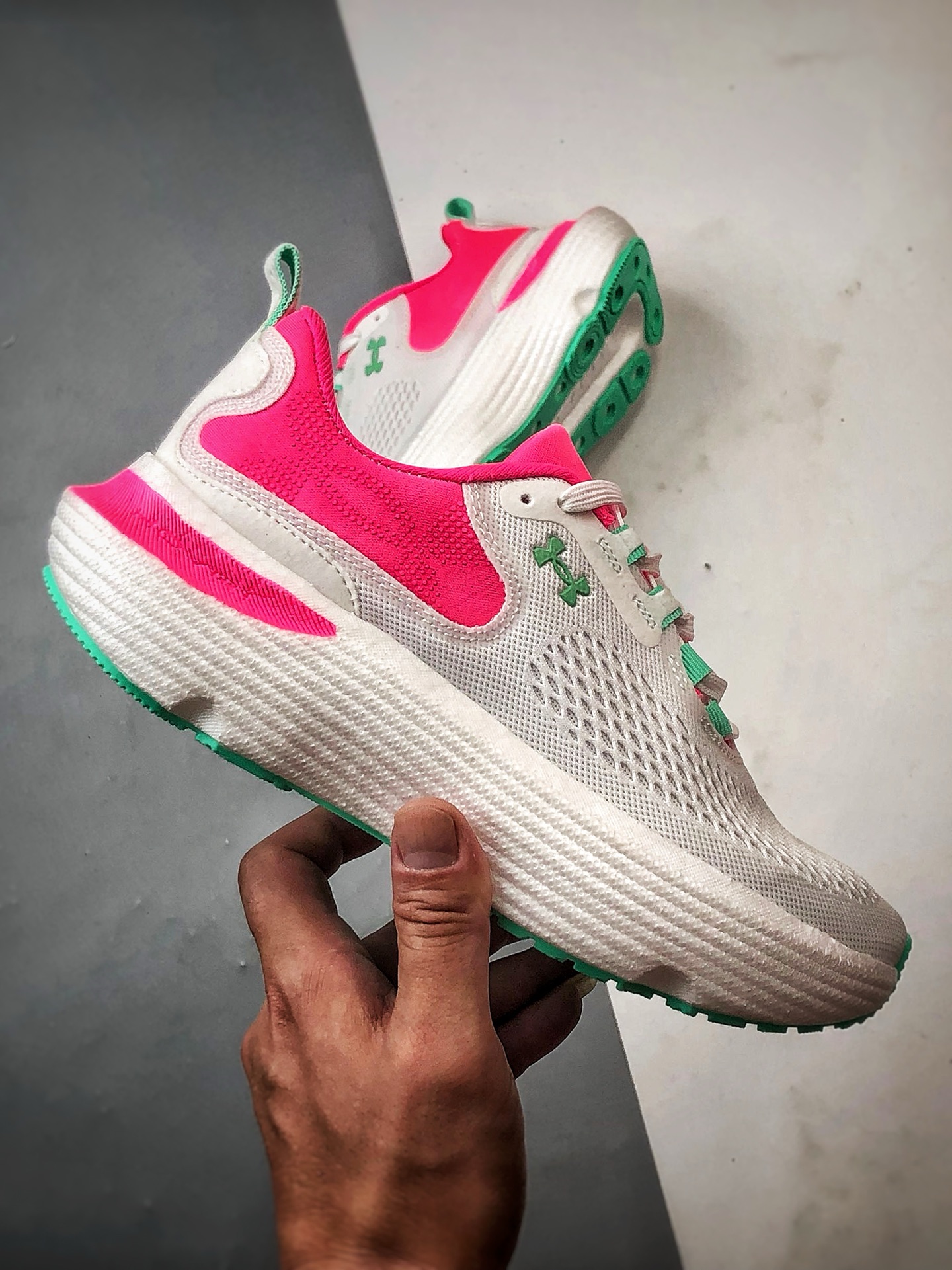 200 Under Armour Infinite Elite 2 白粉色 网布织物舒适百搭轻便透气缓震跑步鞋-Chinese UA Cheap High Quatity Brand Clothes Bags handbags Sneakers wholesale wholesaler seller from China Factory suppliers Fashion Clothing Shoes best Quality Beautiful Price 200 Under Armour Infinite Elite 2 白粉色 网布织物舒适百搭轻便透气缓震跑步鞋