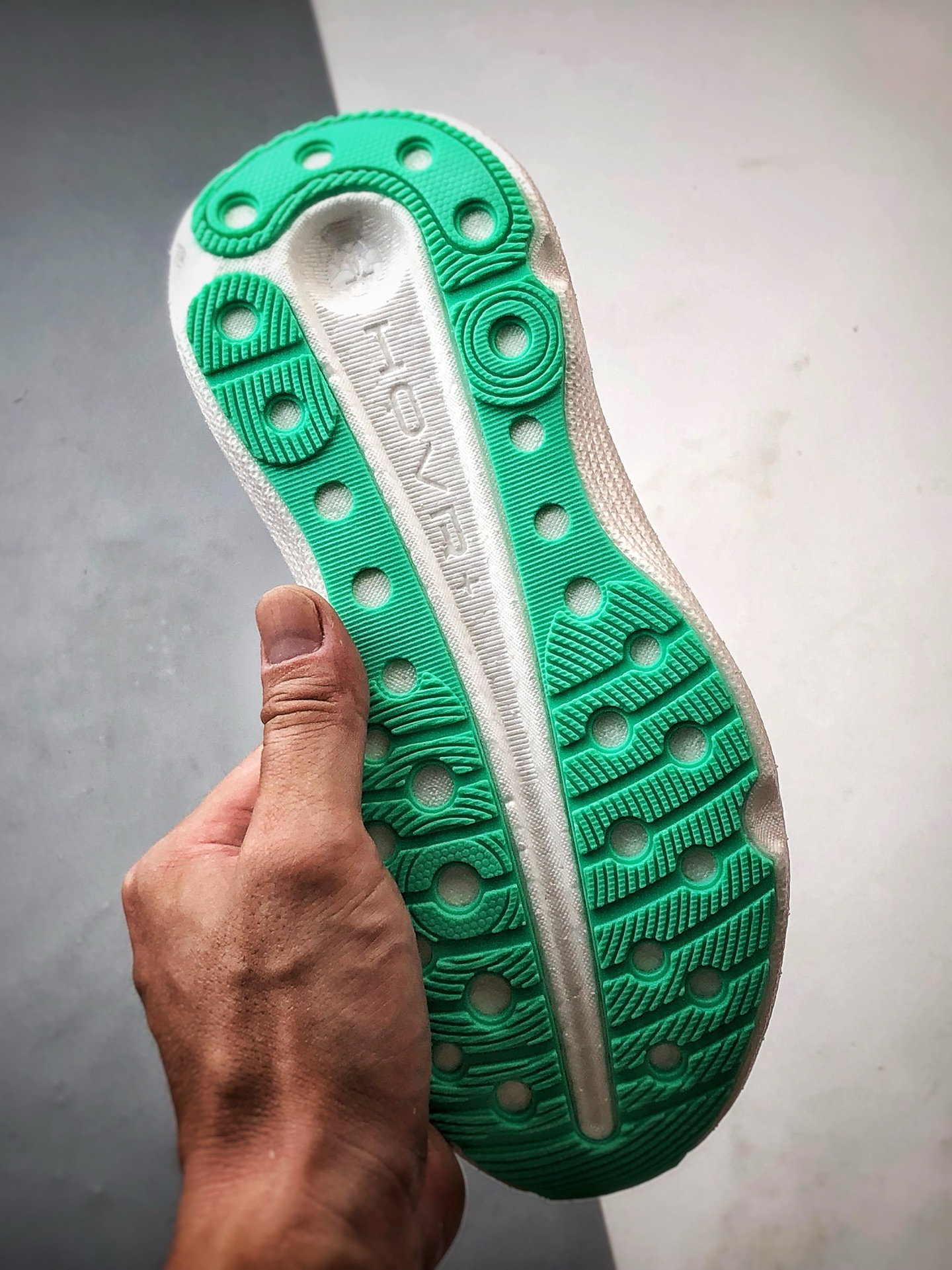 200 Under Armour Infinite Elite 2 白粉色 网布织物舒适百搭轻便透气缓震跑步鞋-Chinese UA Cheap High Quatity Brand Clothes Bags handbags Sneakers wholesale wholesaler seller from China Factory suppliers Fashion Clothing Shoes best Quality Beautiful Price 200 Under Armour Infinite Elite 2 白粉色 网布织物舒适百搭轻便透气缓震跑步鞋