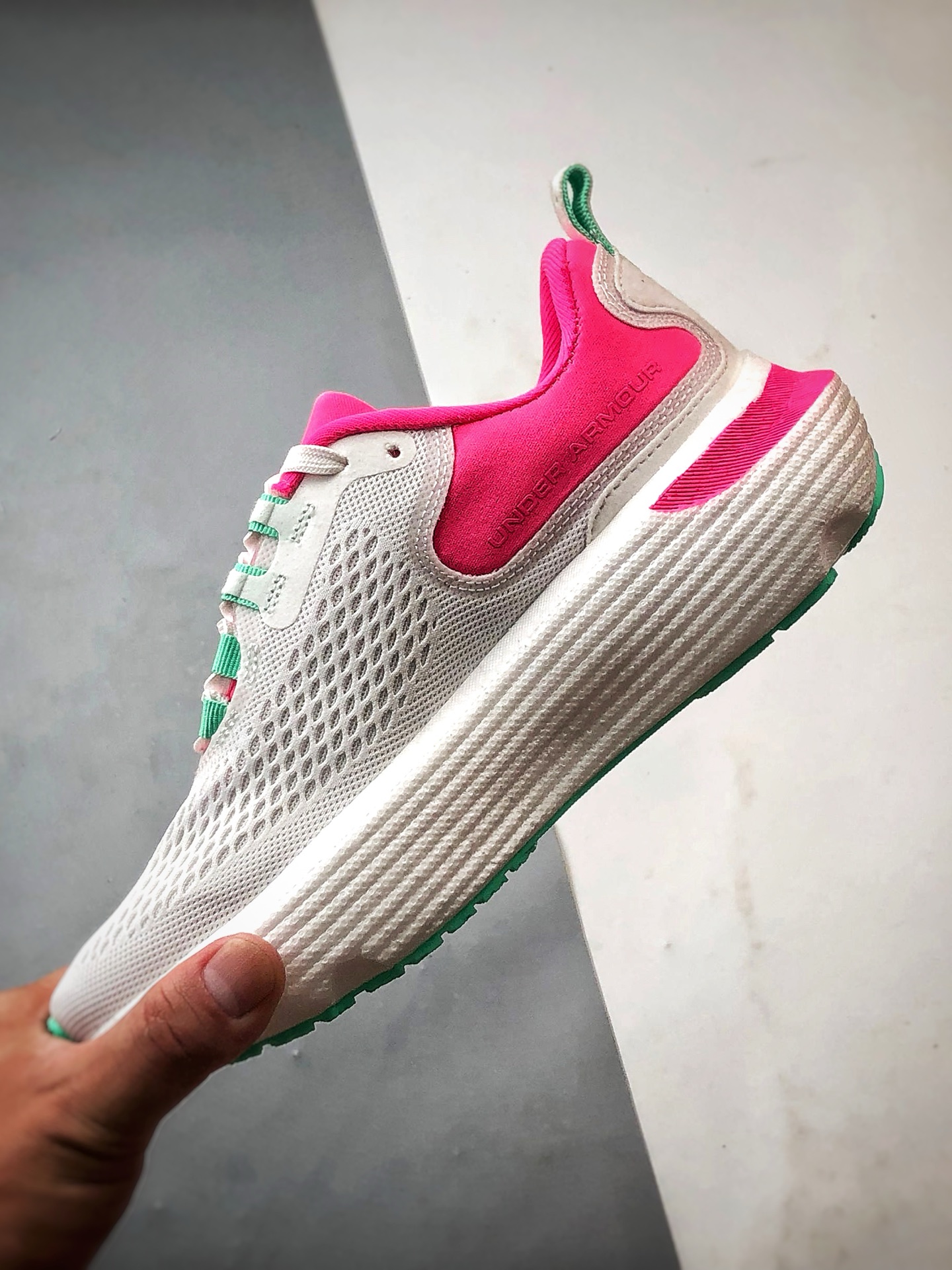 200 Under Armour Infinite Elite 2 白粉色 网布织物舒适百搭轻便透气缓震跑步鞋-Chinese UA Cheap High Quatity Brand Clothes Bags handbags Sneakers wholesale wholesaler seller from China Factory suppliers Fashion Clothing Shoes best Quality Beautiful Price 200 Under Armour Infinite Elite 2 白粉色 网布织物舒适百搭轻便透气缓震跑步鞋