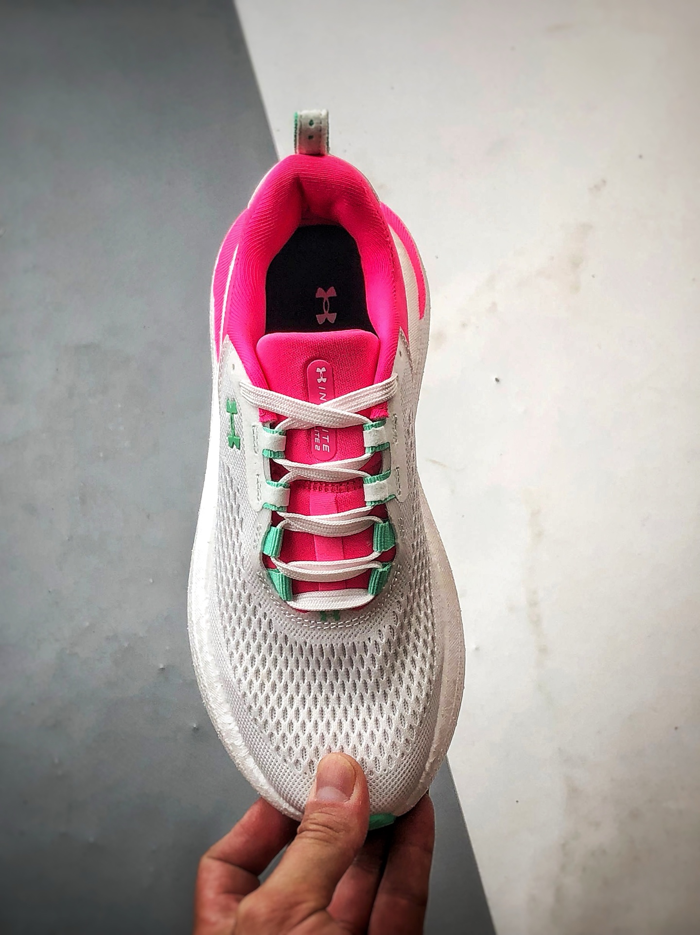 200 Under Armour Infinite Elite 2 白粉色 网布织物舒适百搭轻便透气缓震跑步鞋-Chinese UA Cheap High Quatity Brand Clothes Bags handbags Sneakers wholesale wholesaler seller from China Factory suppliers Fashion Clothing Shoes best Quality Beautiful Price 200 Under Armour Infinite Elite 2 白粉色 网布织物舒适百搭轻便透气缓震跑步鞋