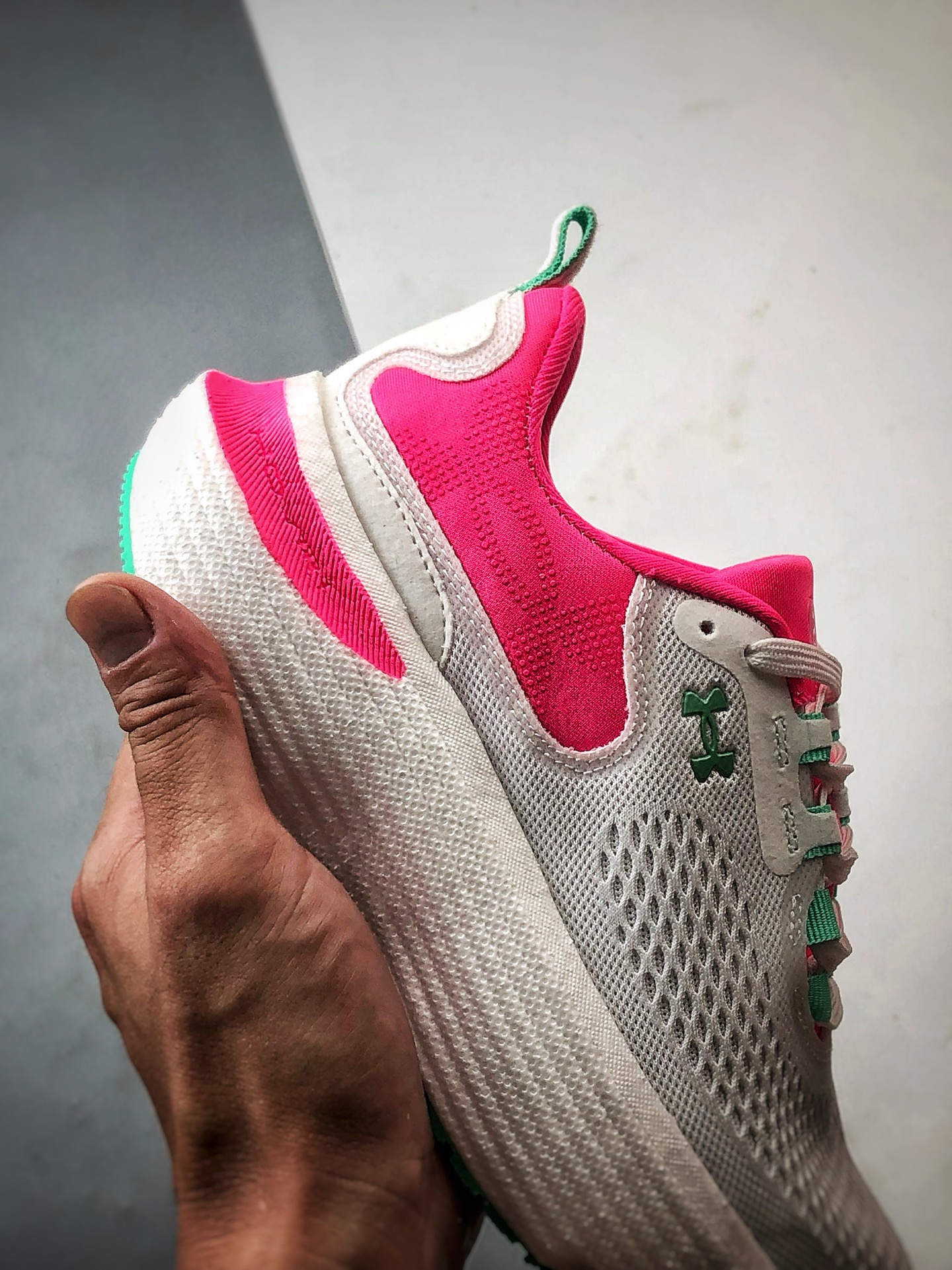 200 Under Armour Infinite Elite 2 白粉色 网布织物舒适百搭轻便透气缓震跑步鞋-Chinese UA Cheap High Quatity Brand Clothes Bags handbags Sneakers wholesale wholesaler seller from China Factory suppliers Fashion Clothing Shoes best Quality Beautiful Price 200 Under Armour Infinite Elite 2 白粉色 网布织物舒适百搭轻便透气缓震跑步鞋