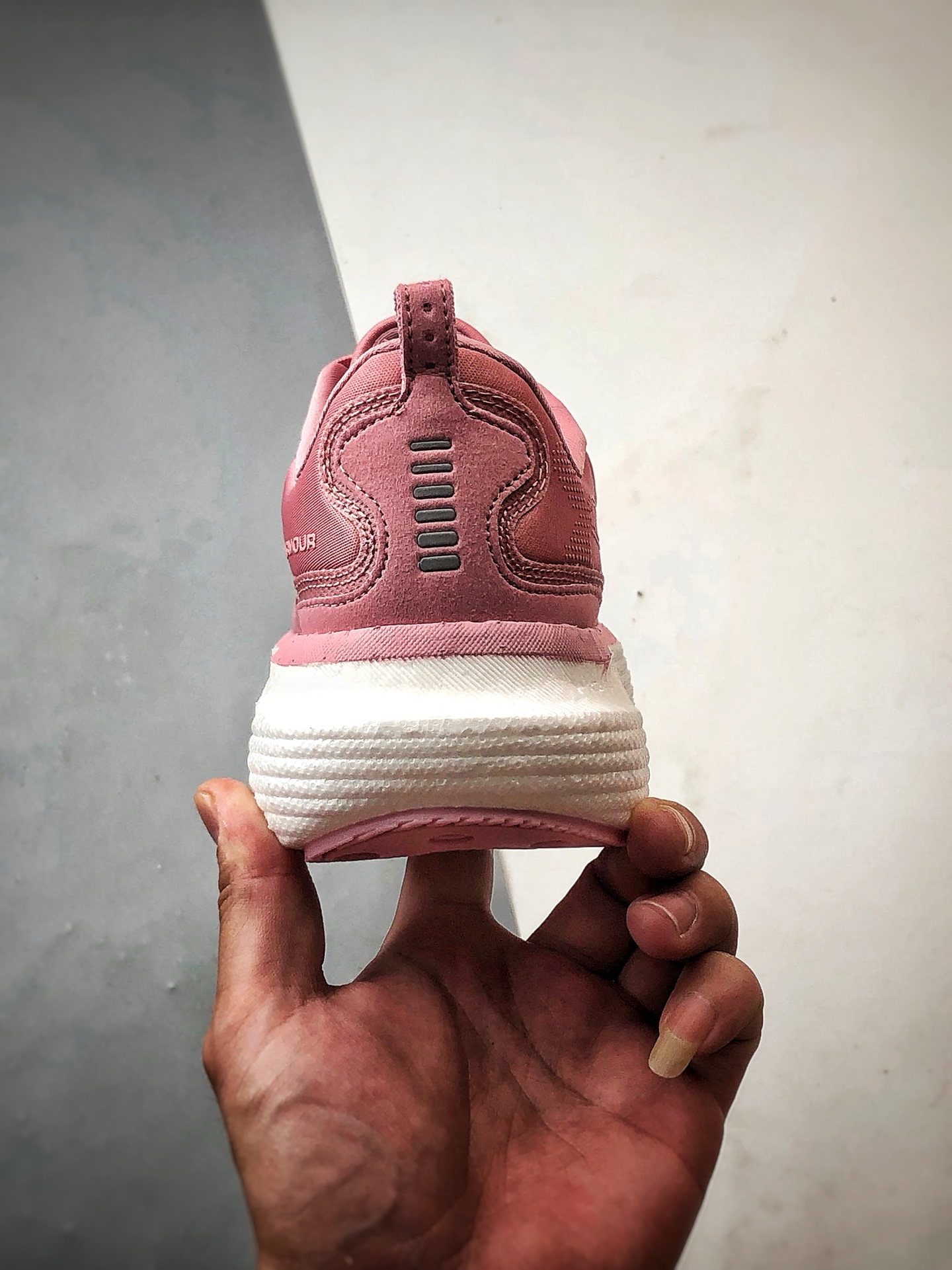 200 Under Armour Infinite Elite 2 粉紫色 网布织物舒适百搭轻便透气缓震跑步鞋-Chinese UA Cheap High Quatity Brand Clothes Bags handbags Sneakers wholesale wholesaler seller from China Factory suppliers Fashion Clothing Shoes best Quality Beautiful Price 200 Under Armour Infinite Elite 2 粉紫色 网布织物舒适百搭轻便透气缓震跑步鞋